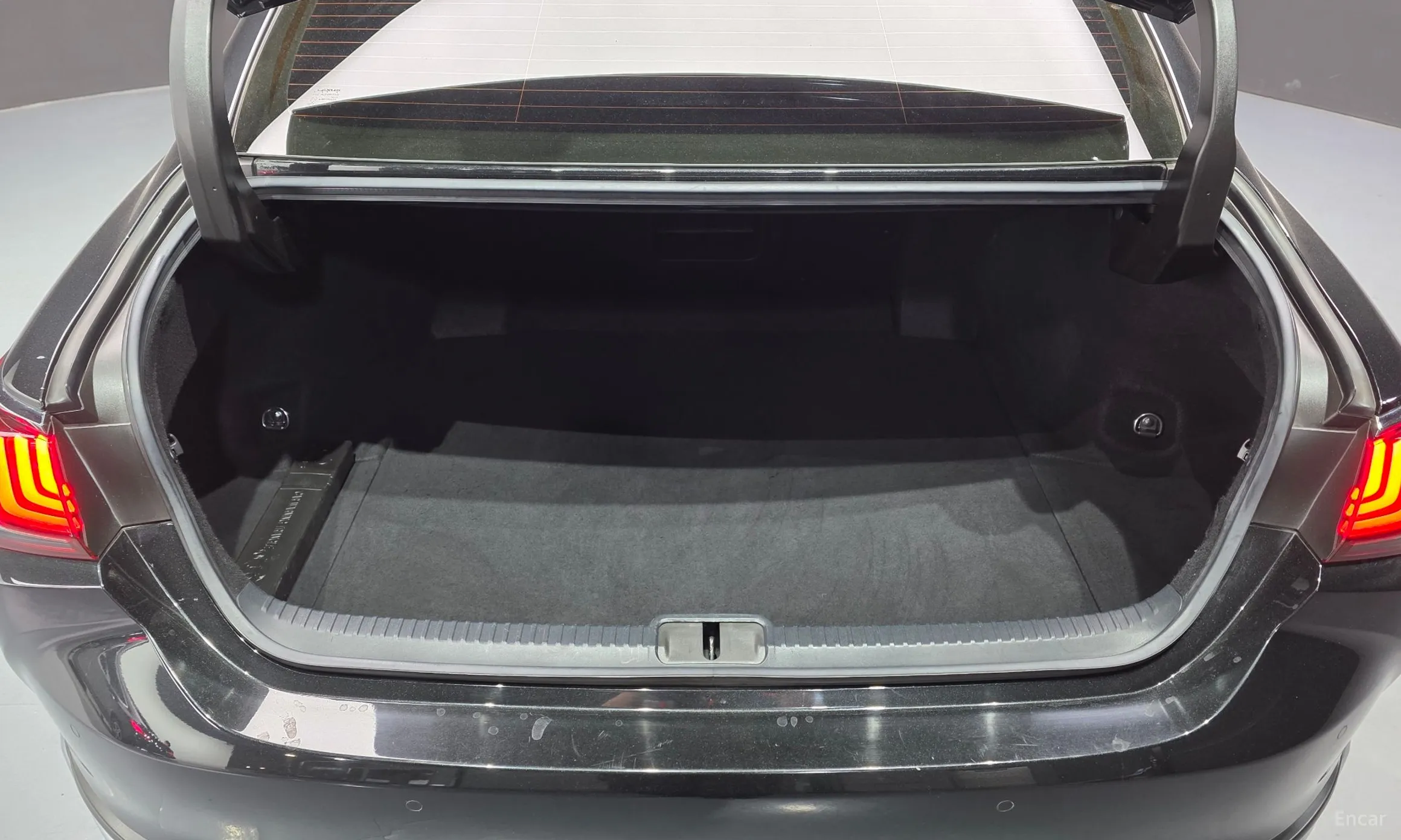 Lexus ES300h 7th Generation превью 19