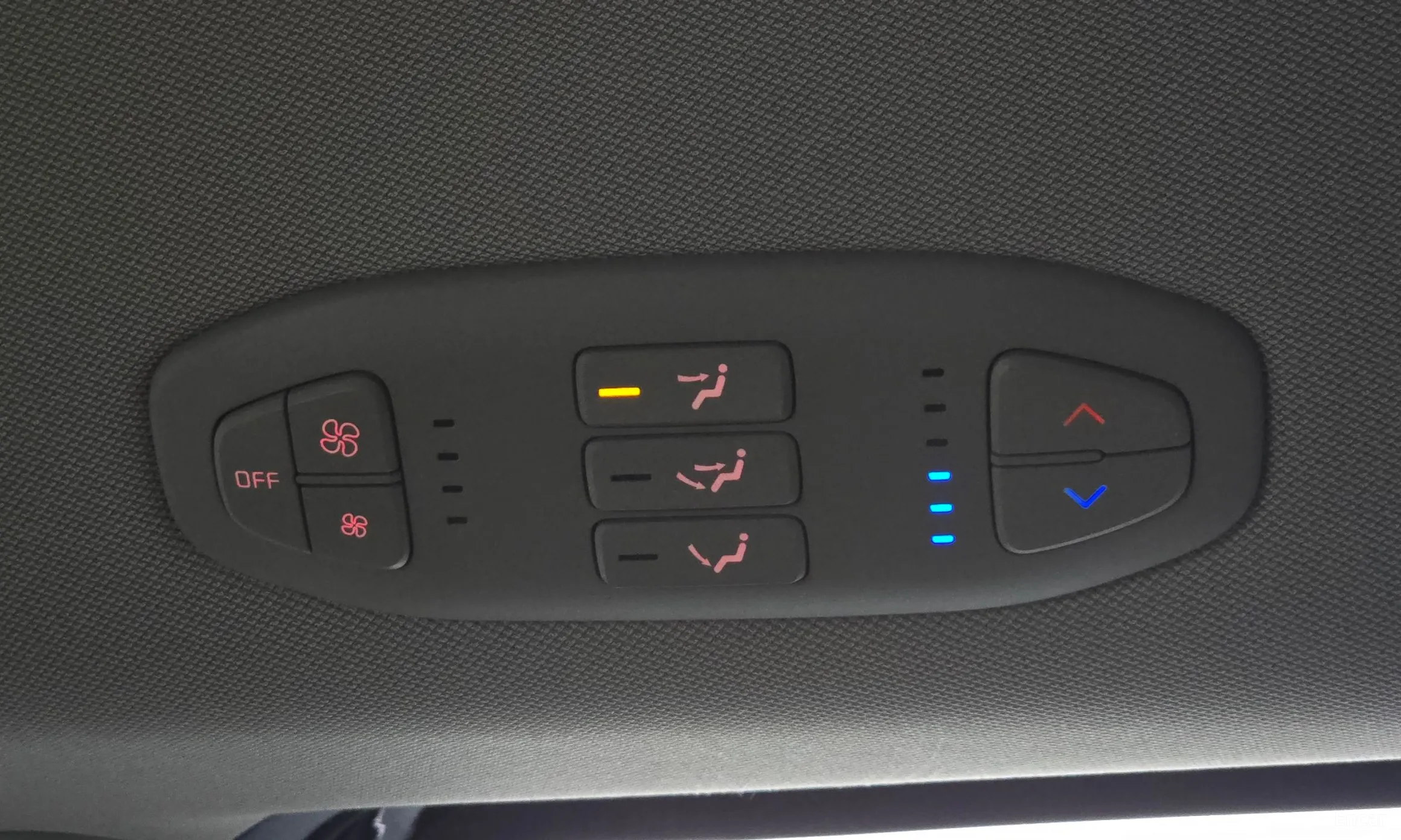 Kia Carnival превью 20