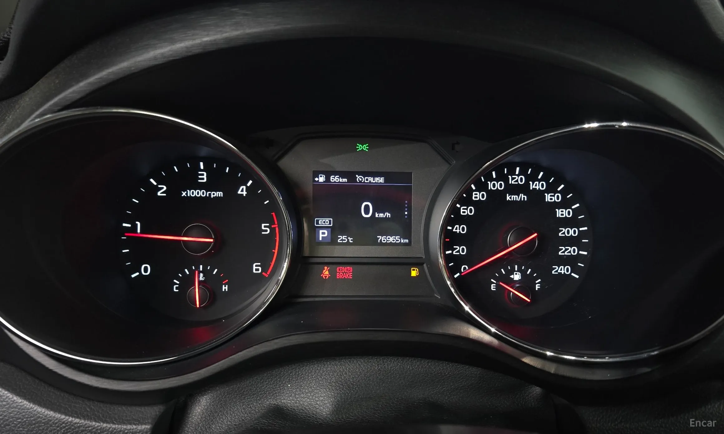 Kia Carnival превью 8