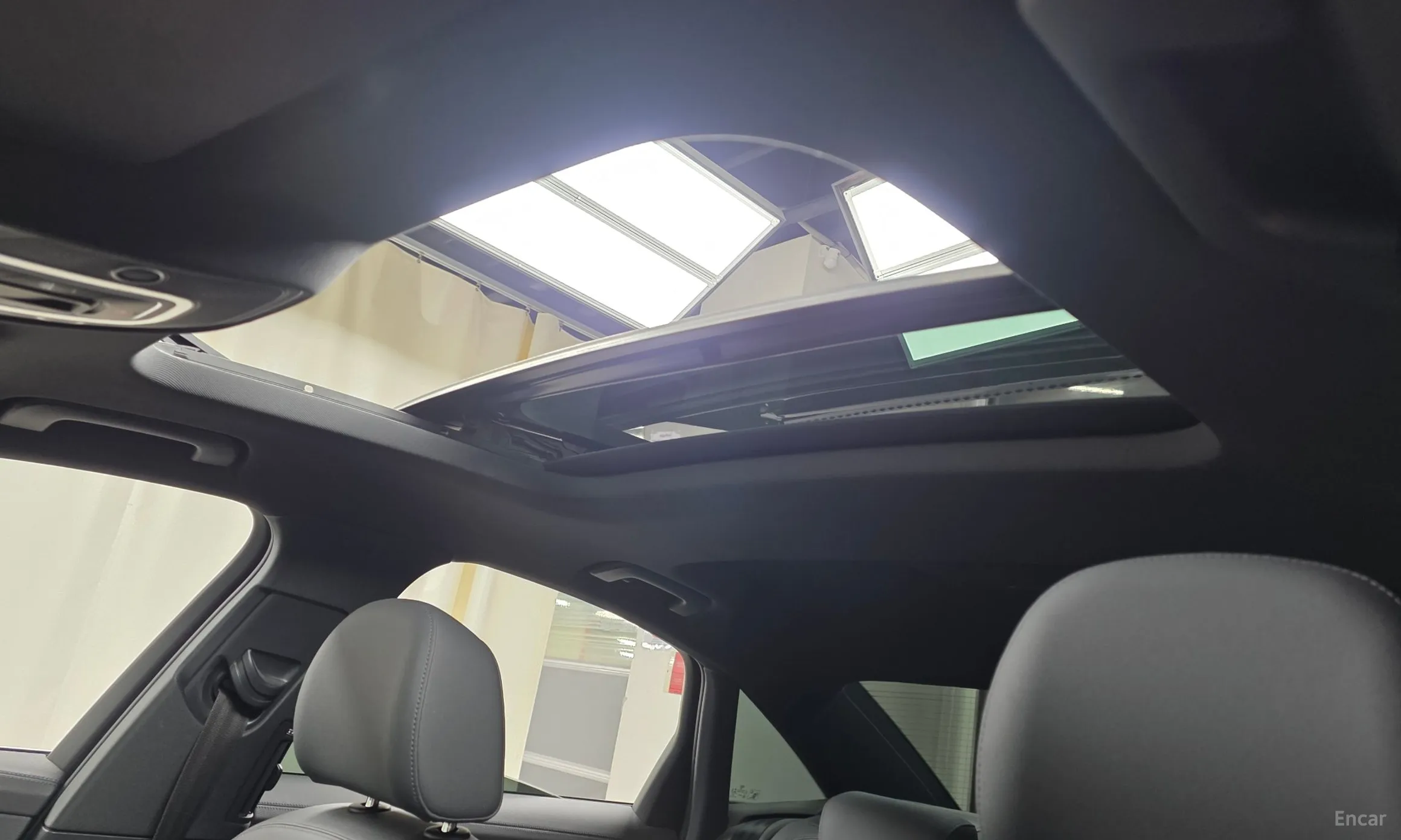 Audi A6 (C8) превью 15