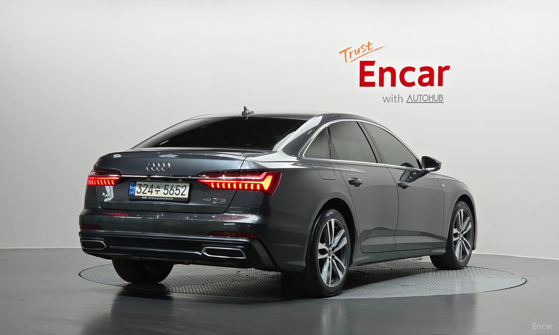 Audi A6 (C8)
