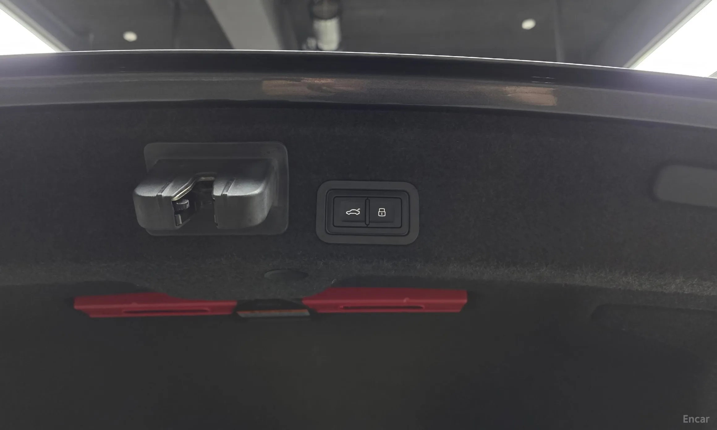 Audi A6 (C8) превью 16