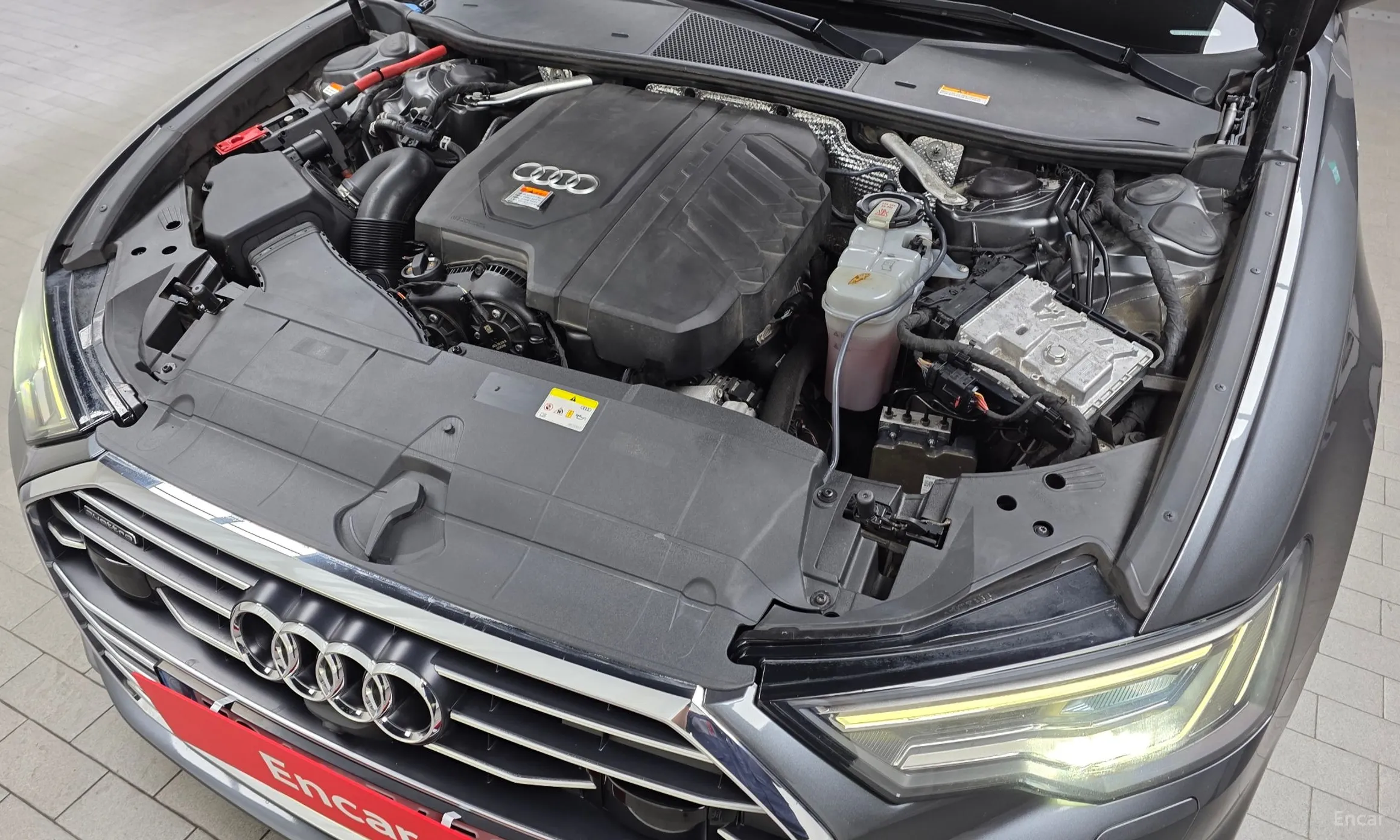 Audi A6 (C8) превью 6