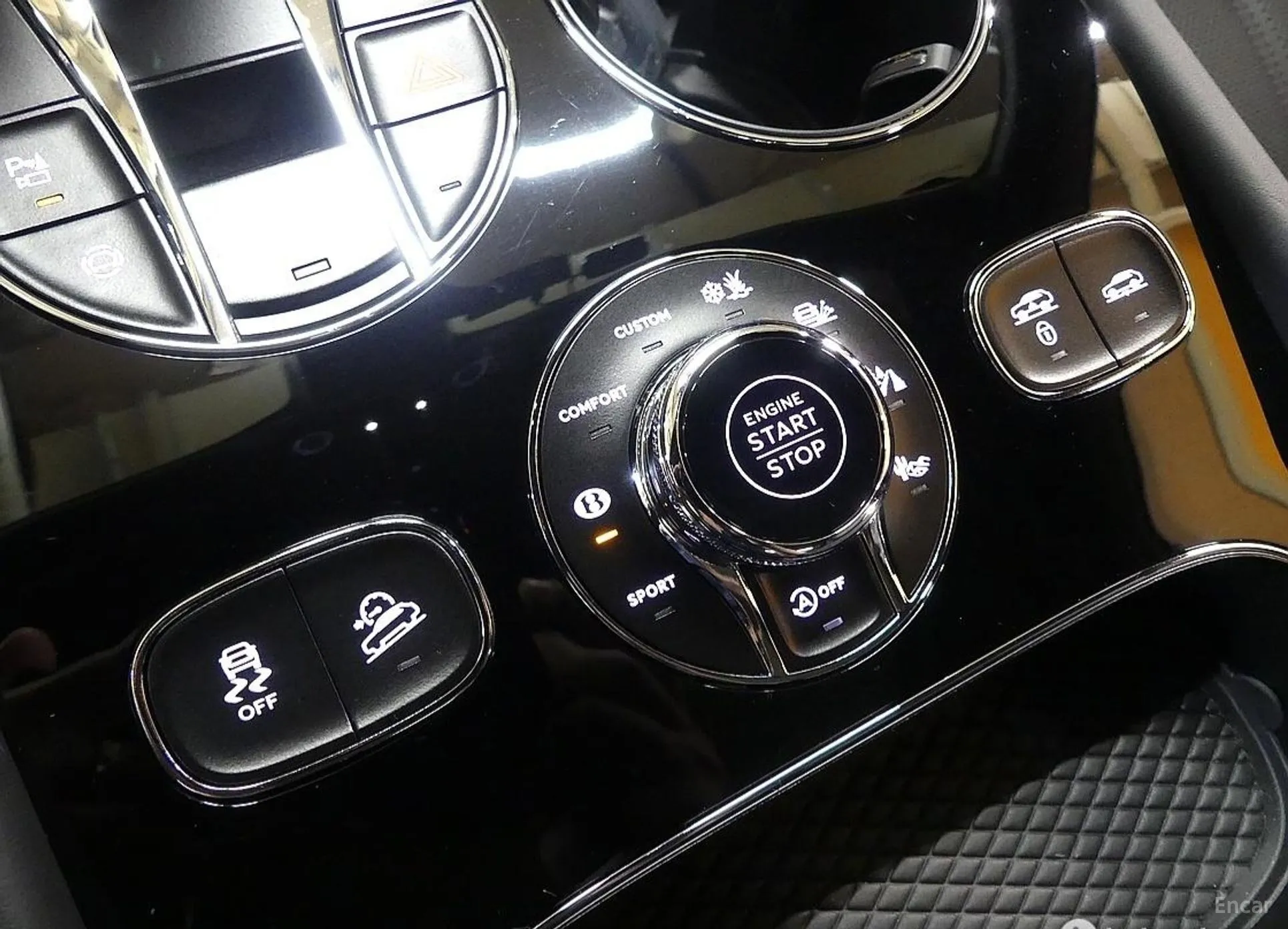 Bentley Bentayga превью 14