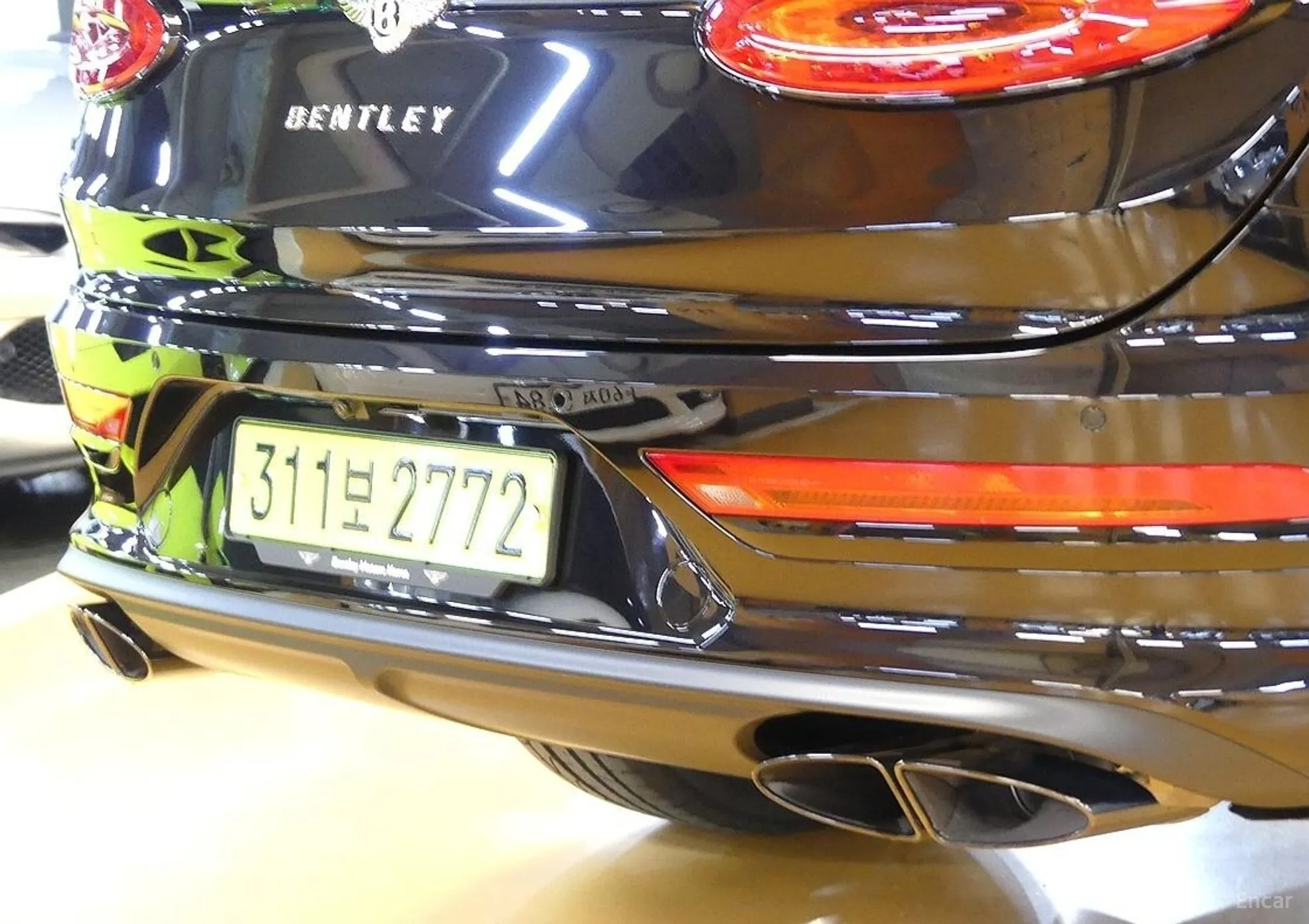 Bentley Bentayga превью 5