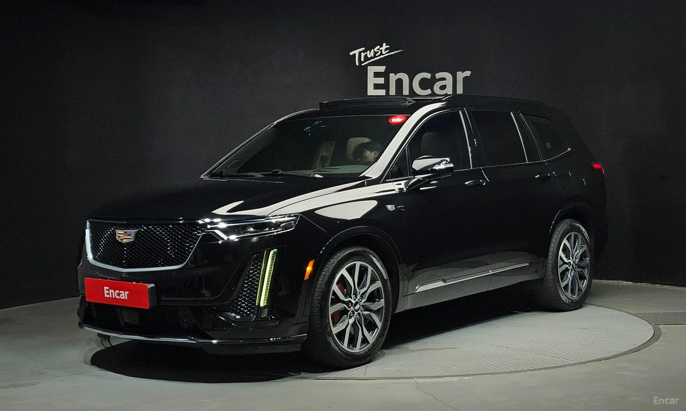 XT6