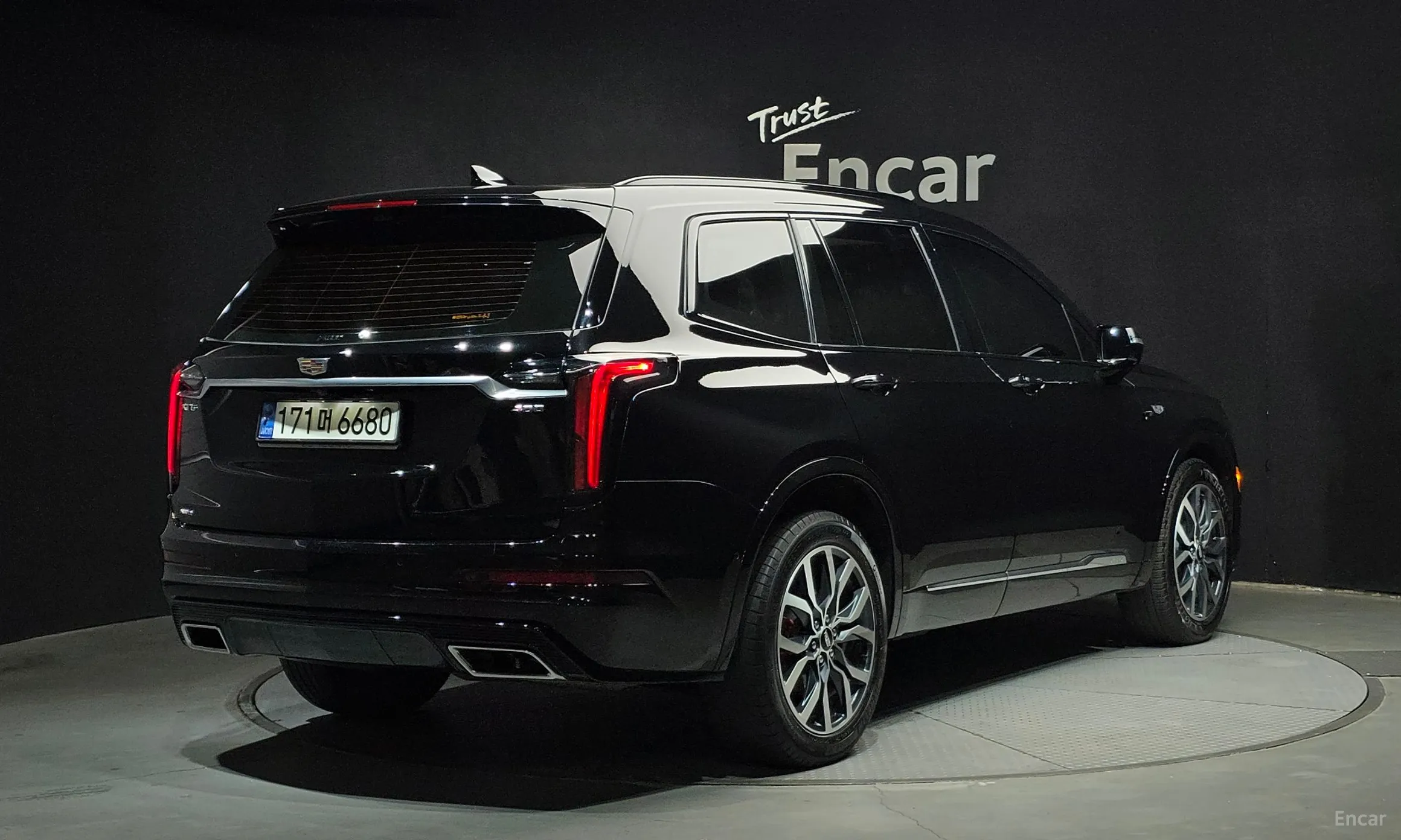 Cadillac XT6 превью 2