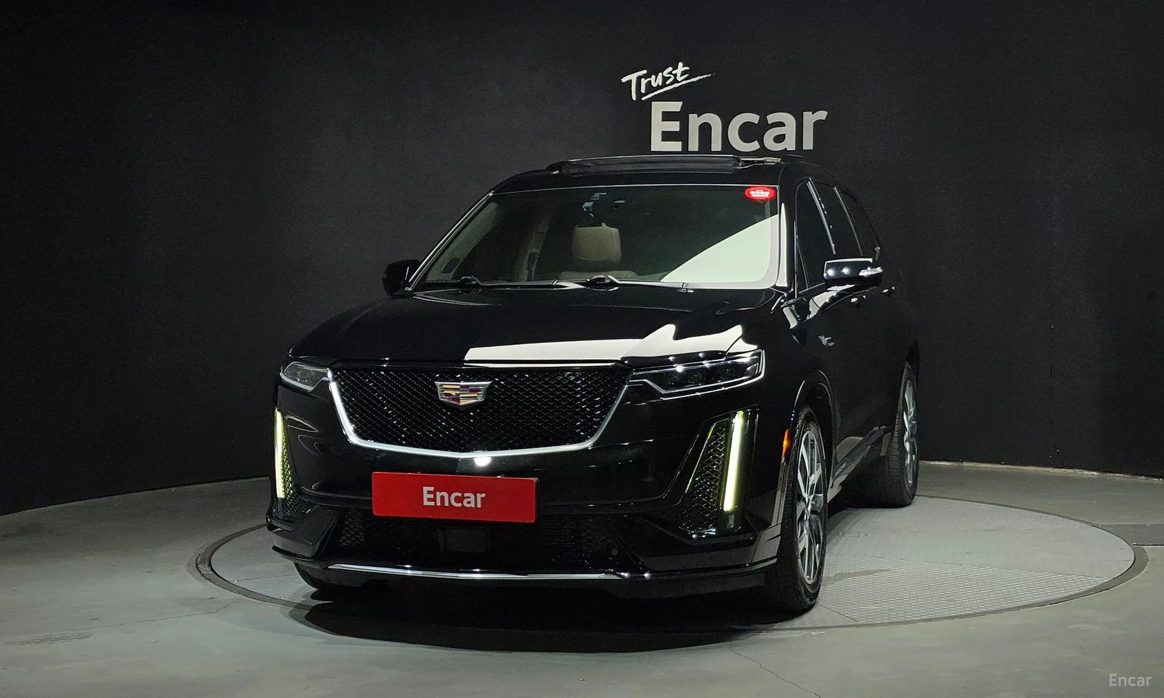 Cadillac XT6 превью 3