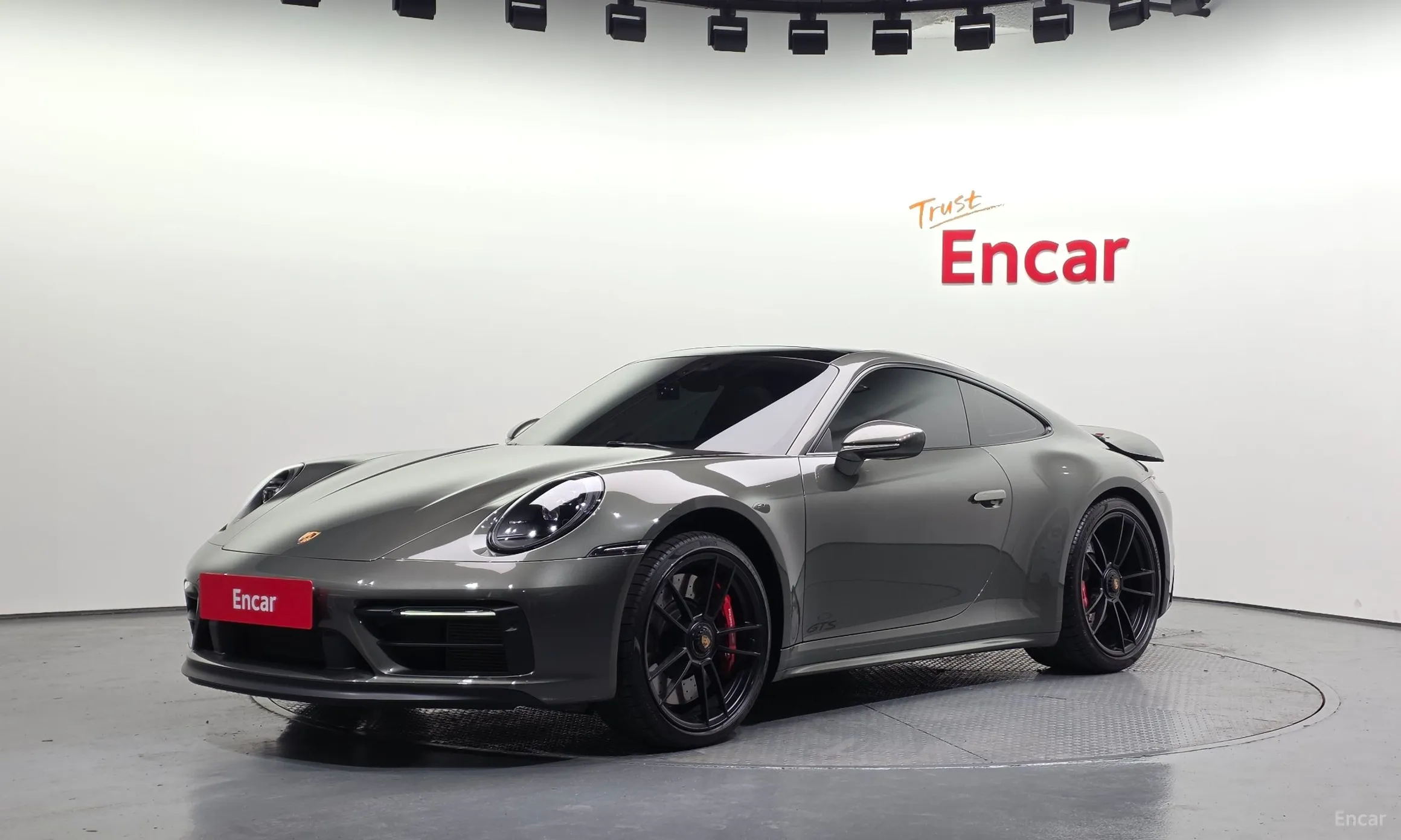 Porsche 911 (992)