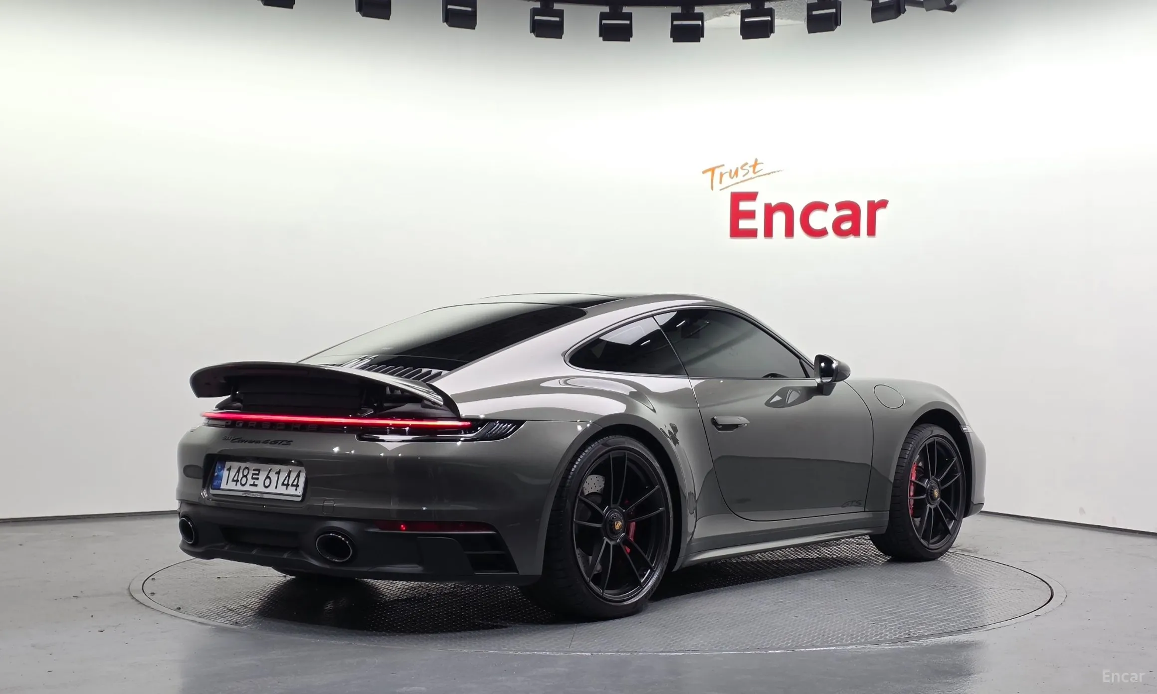 Porsche 911 (992)