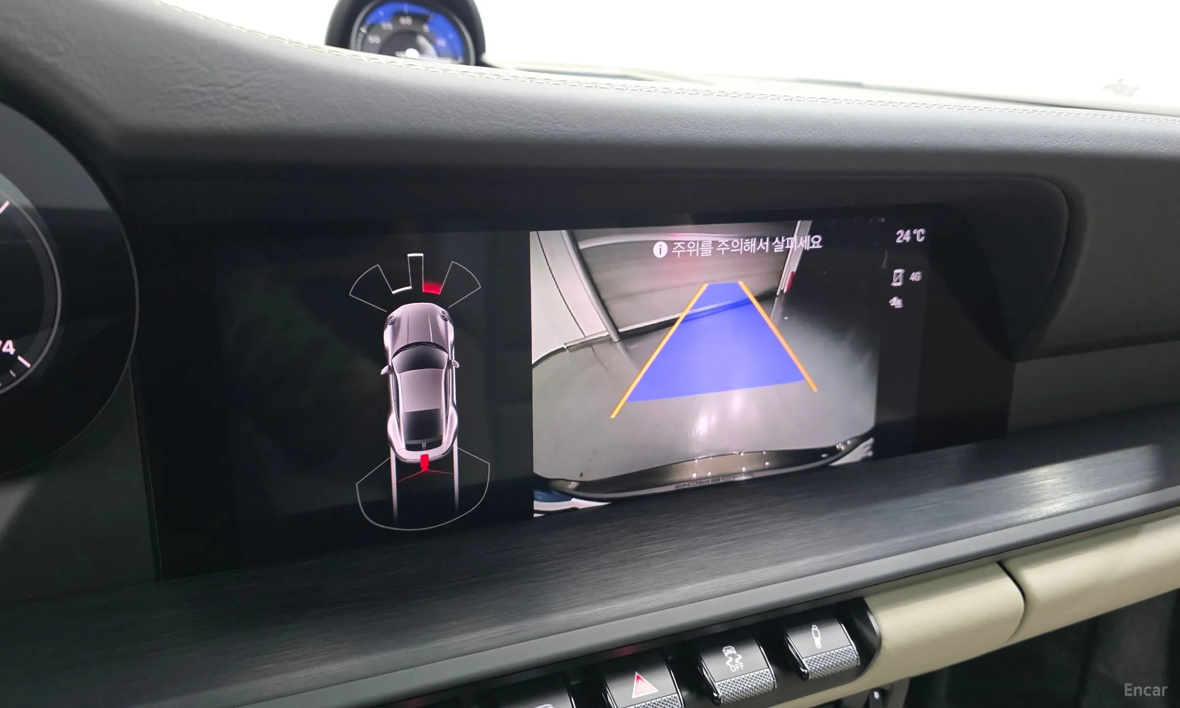 Porsche 911 (992) превью 16