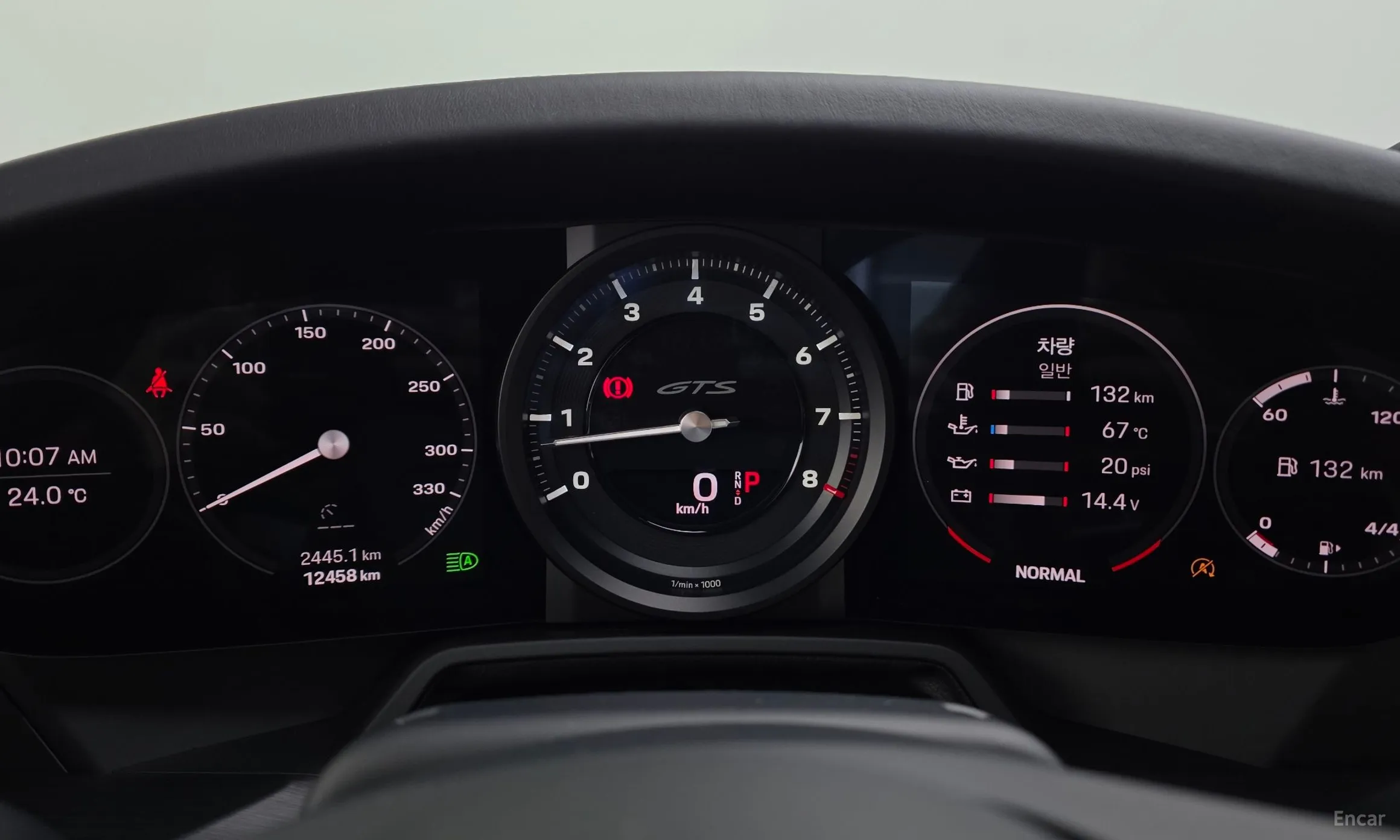 Porsche 911 (992) превью 8