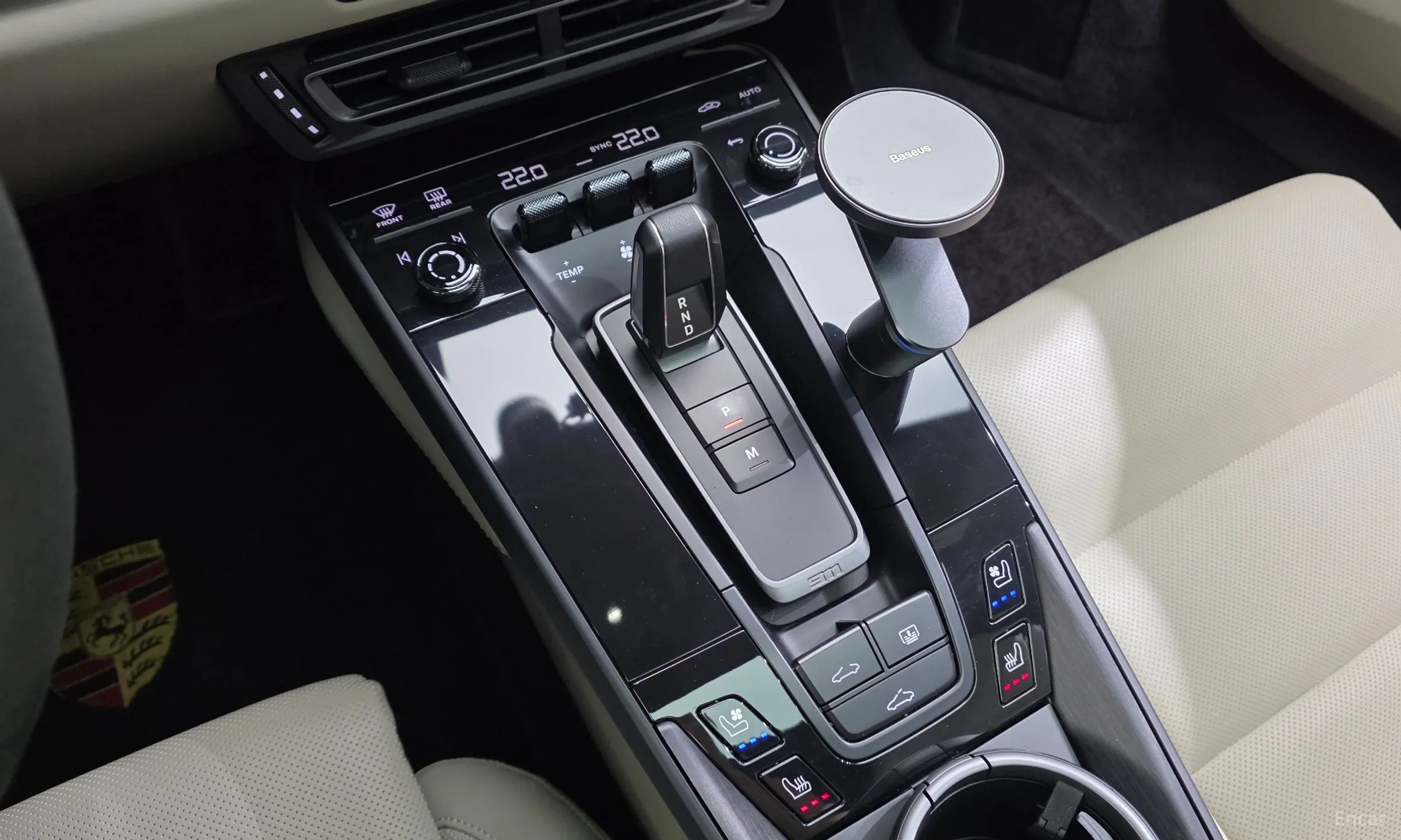Porsche 911 (992) превью 9