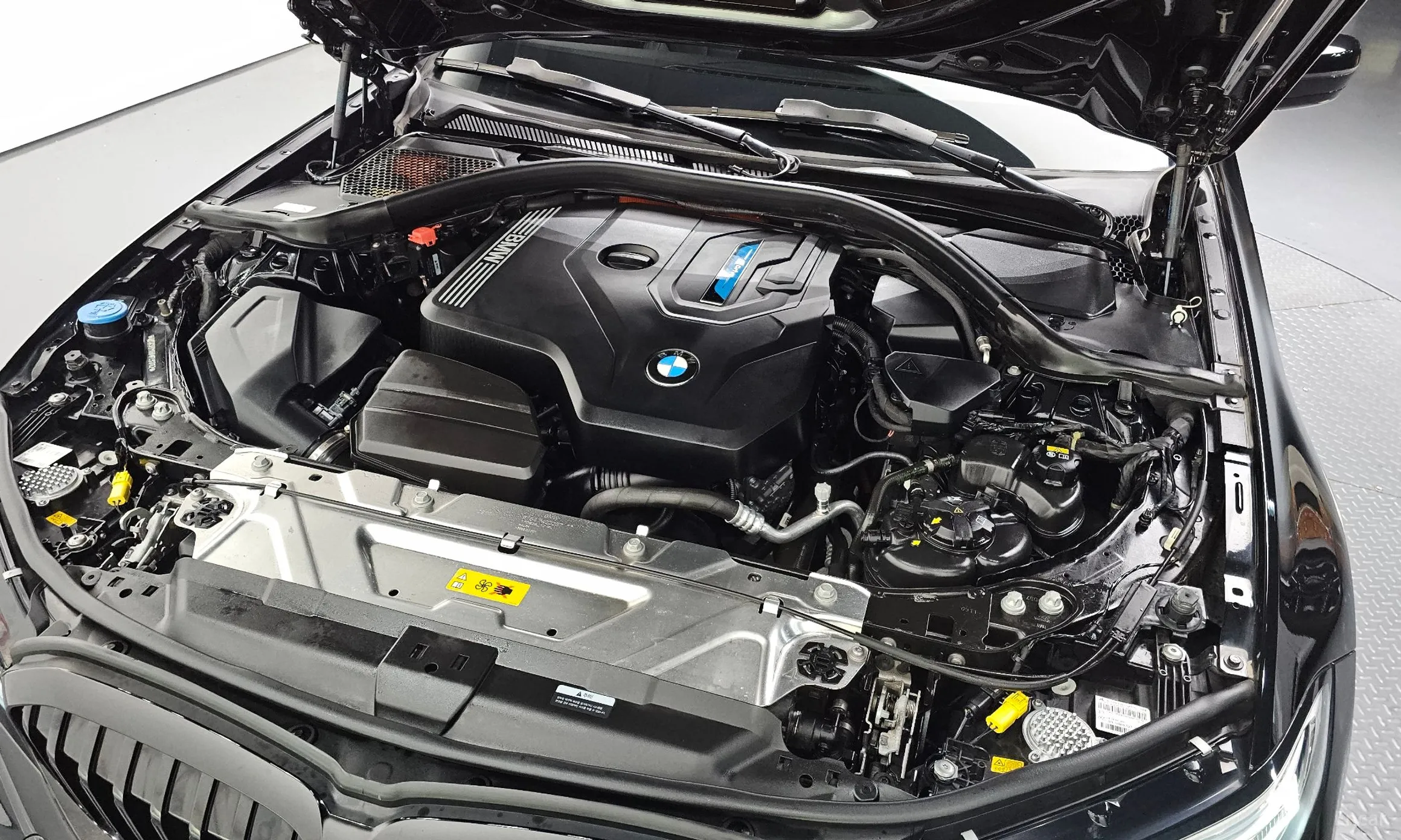 BMW 3 Series (G20) превью 6