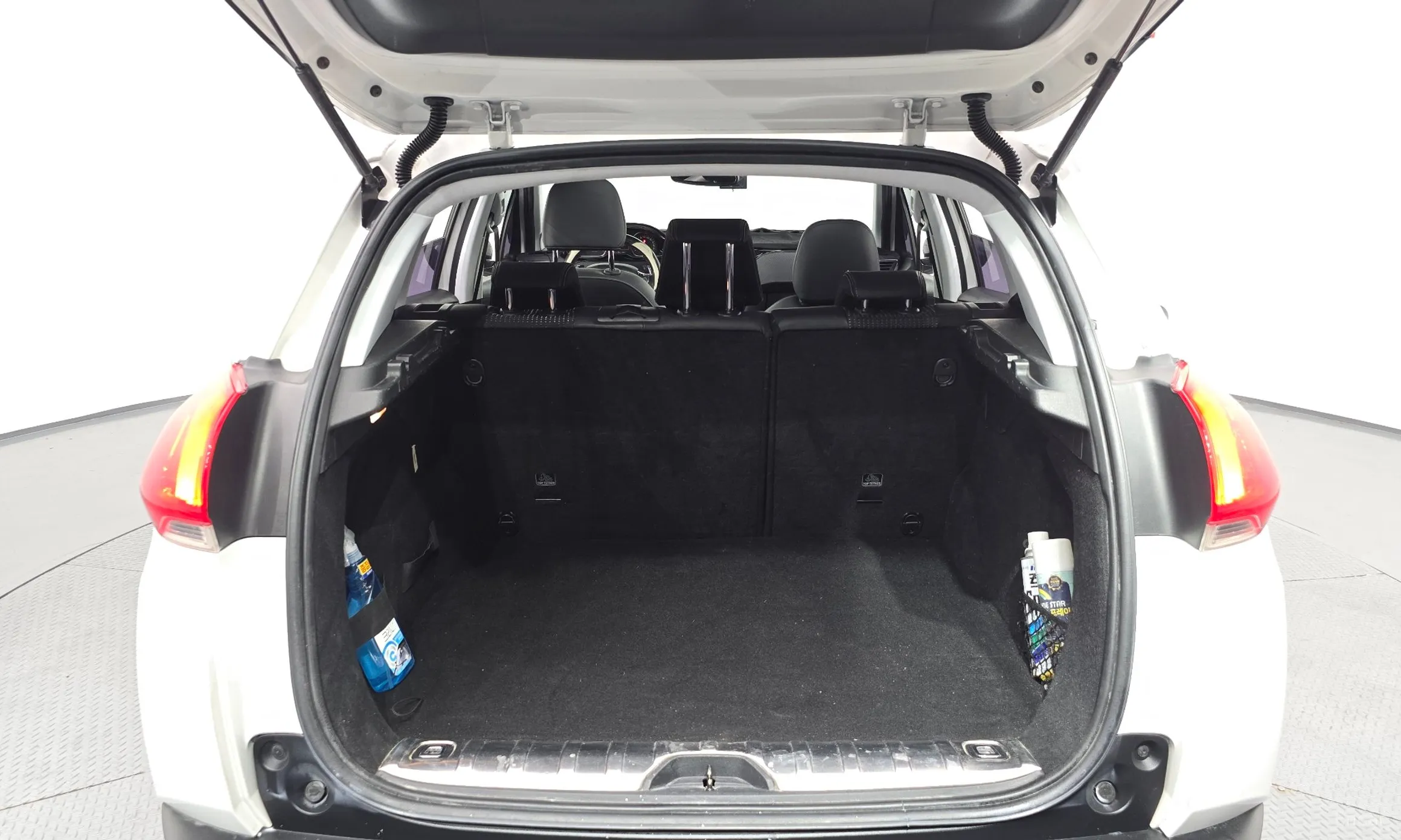 Peugeot 2008. превью 19