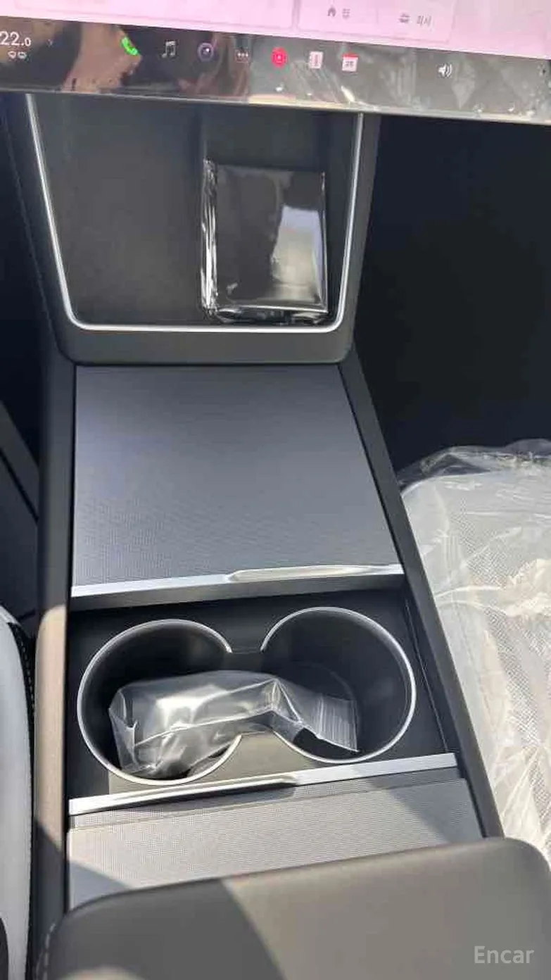 Tesla Model Y превью 11