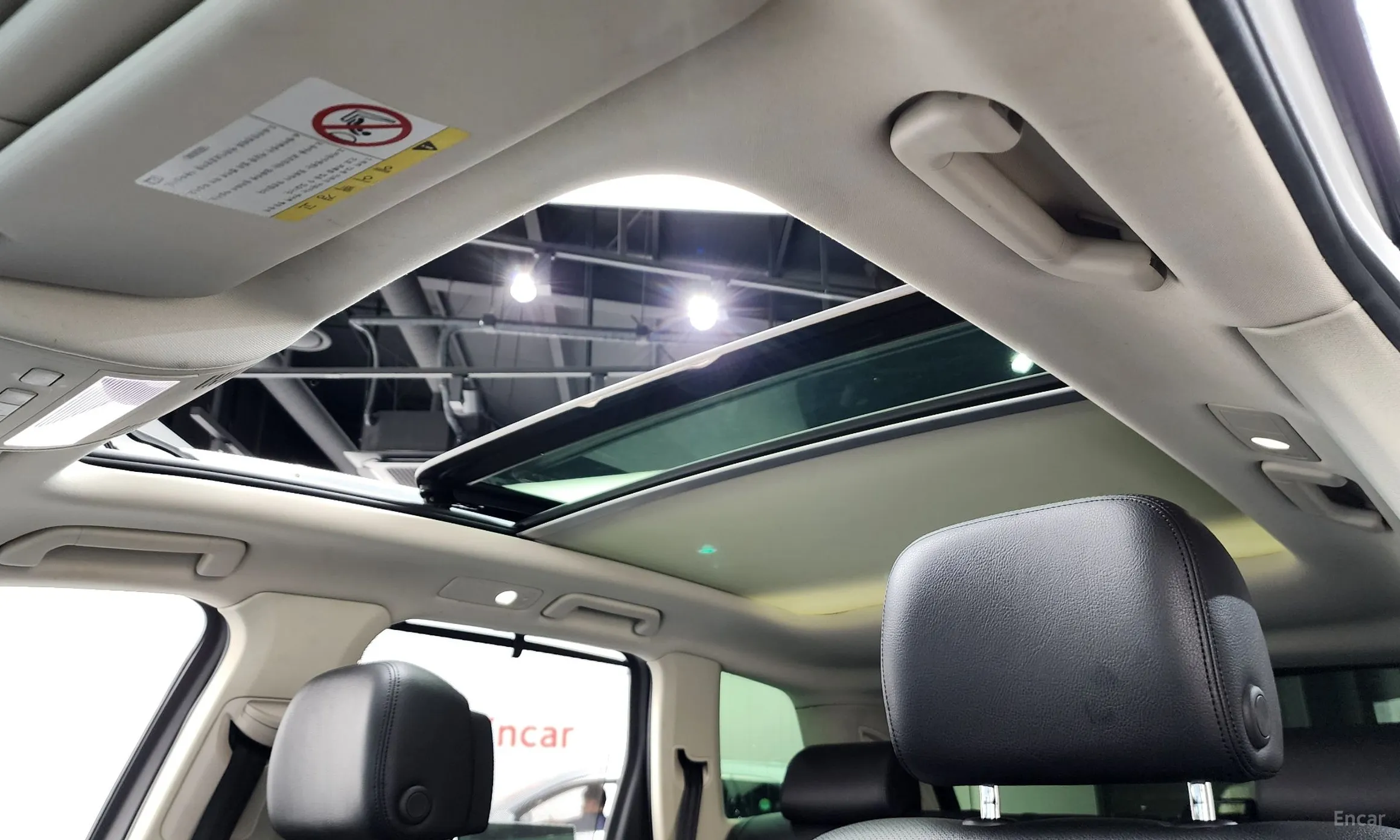 Volkswagen New Touareg превью 19