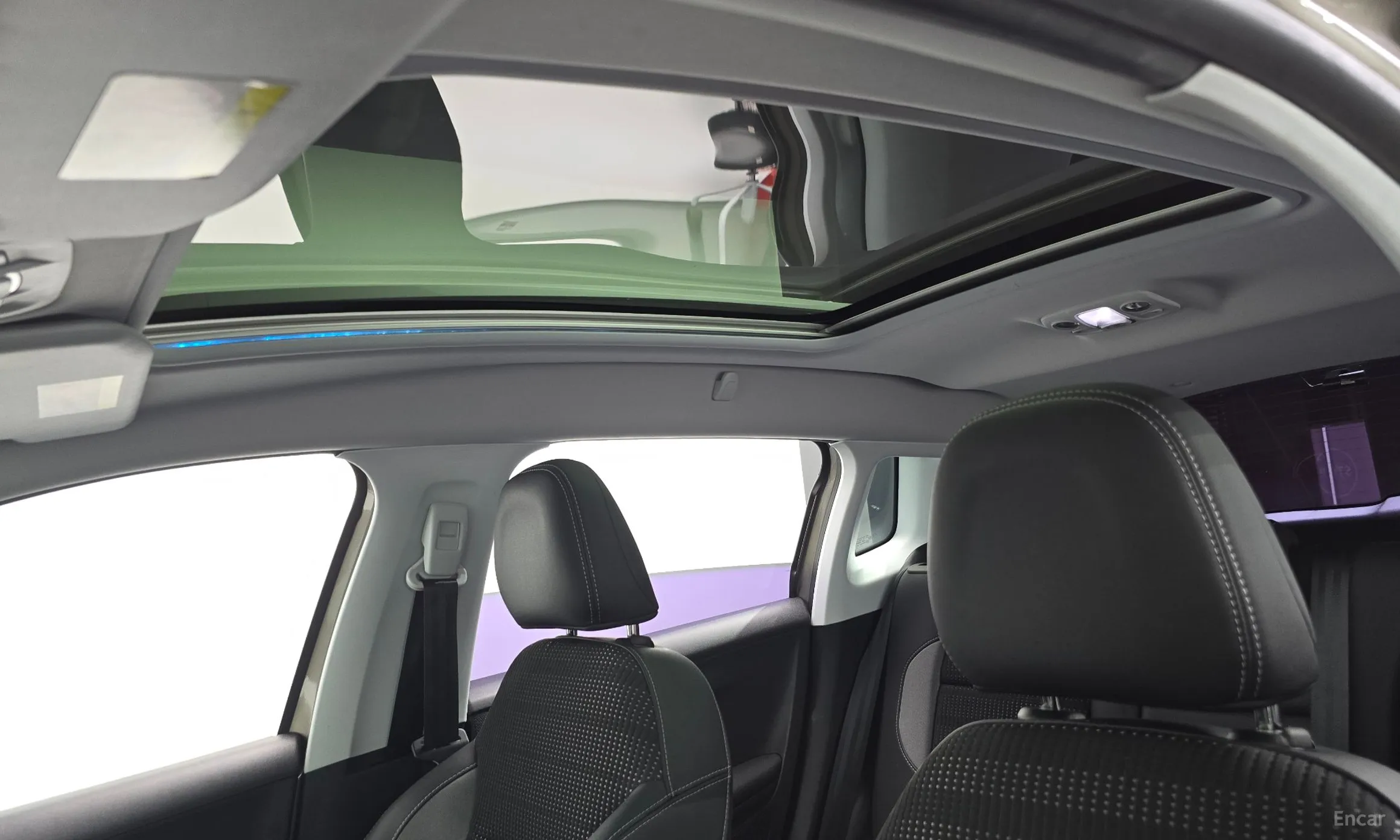 Peugeot 2008. превью 20