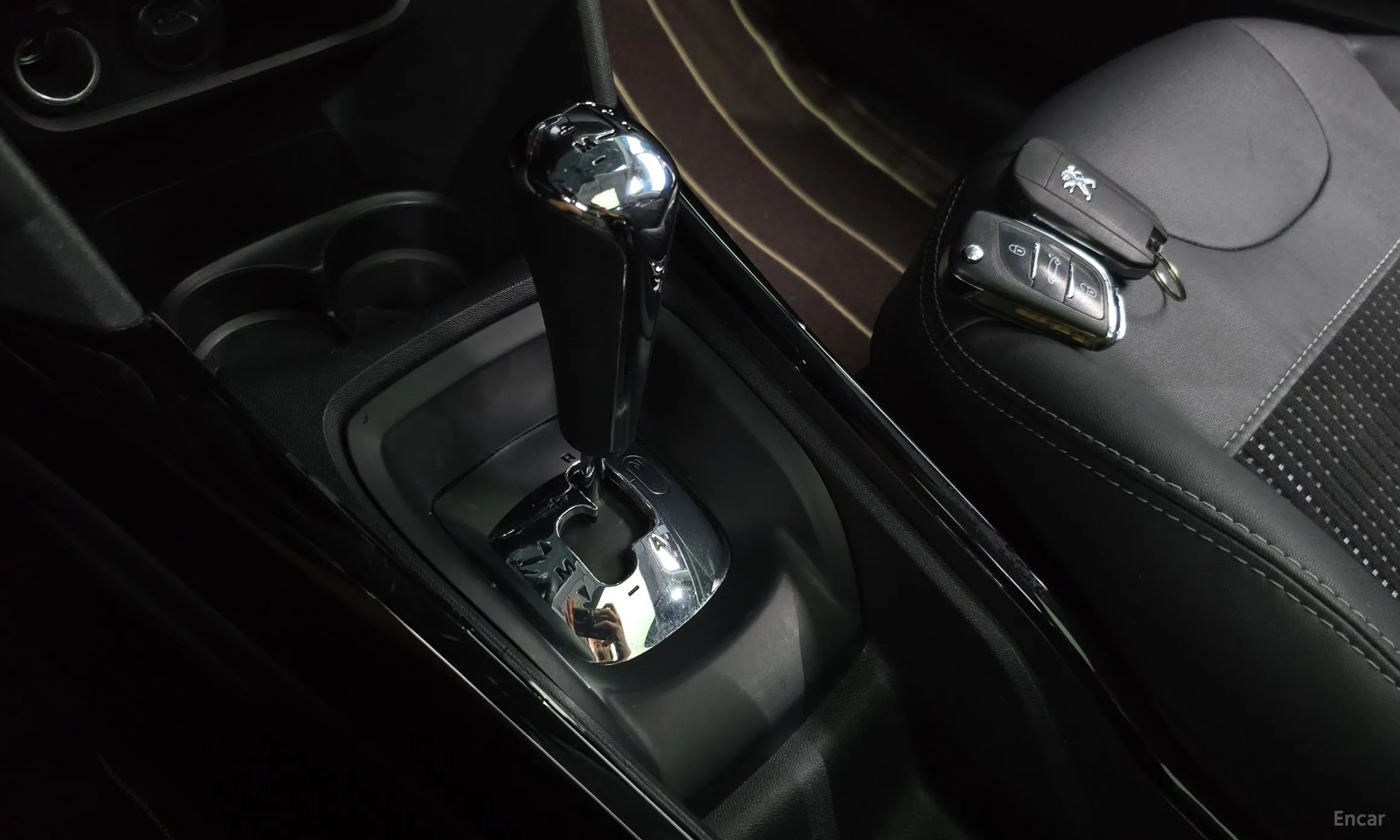 Peugeot 2008. превью 9