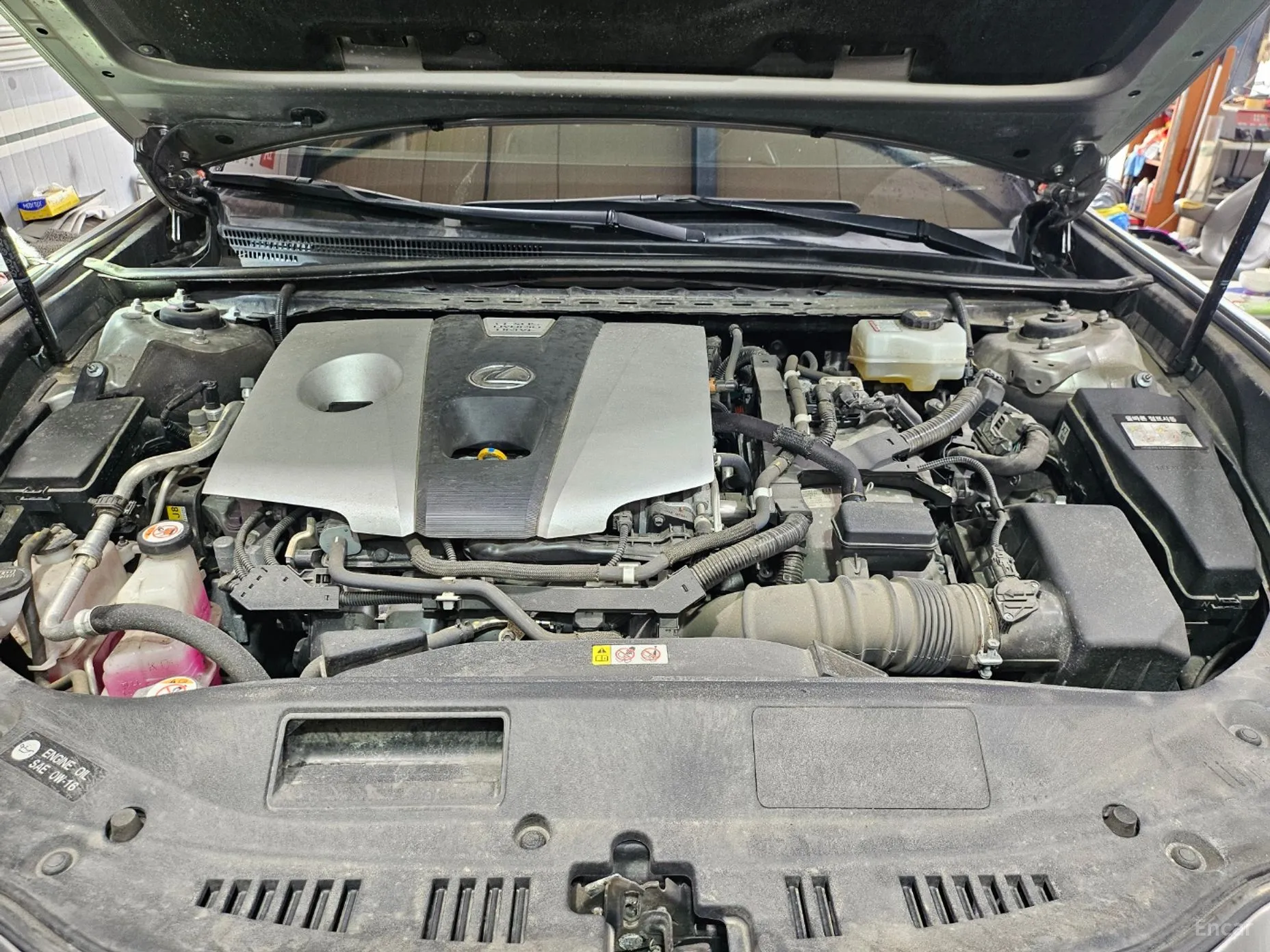 Lexus ES300h 7th Generation превью 17
