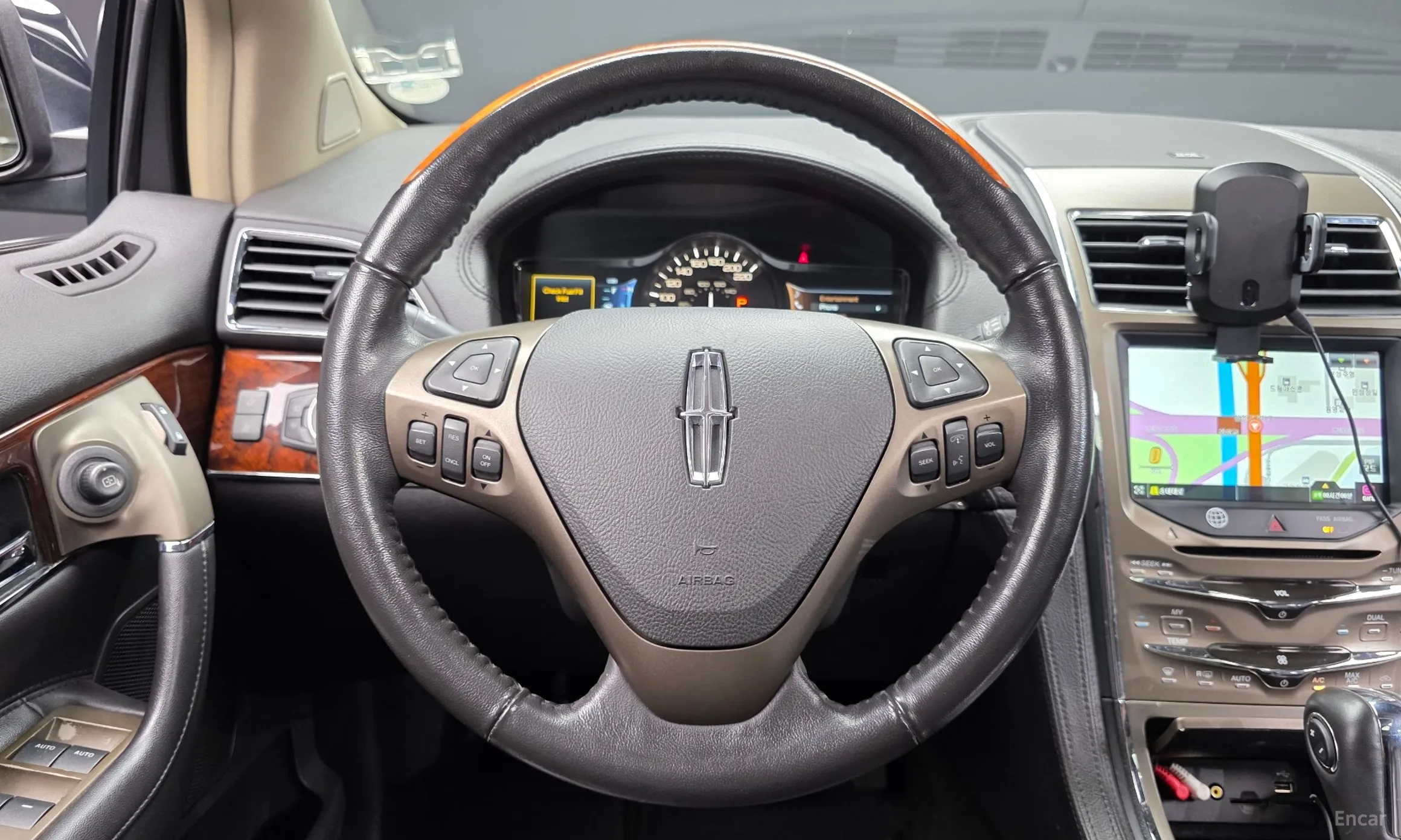 Lincoln New MKX превью 13