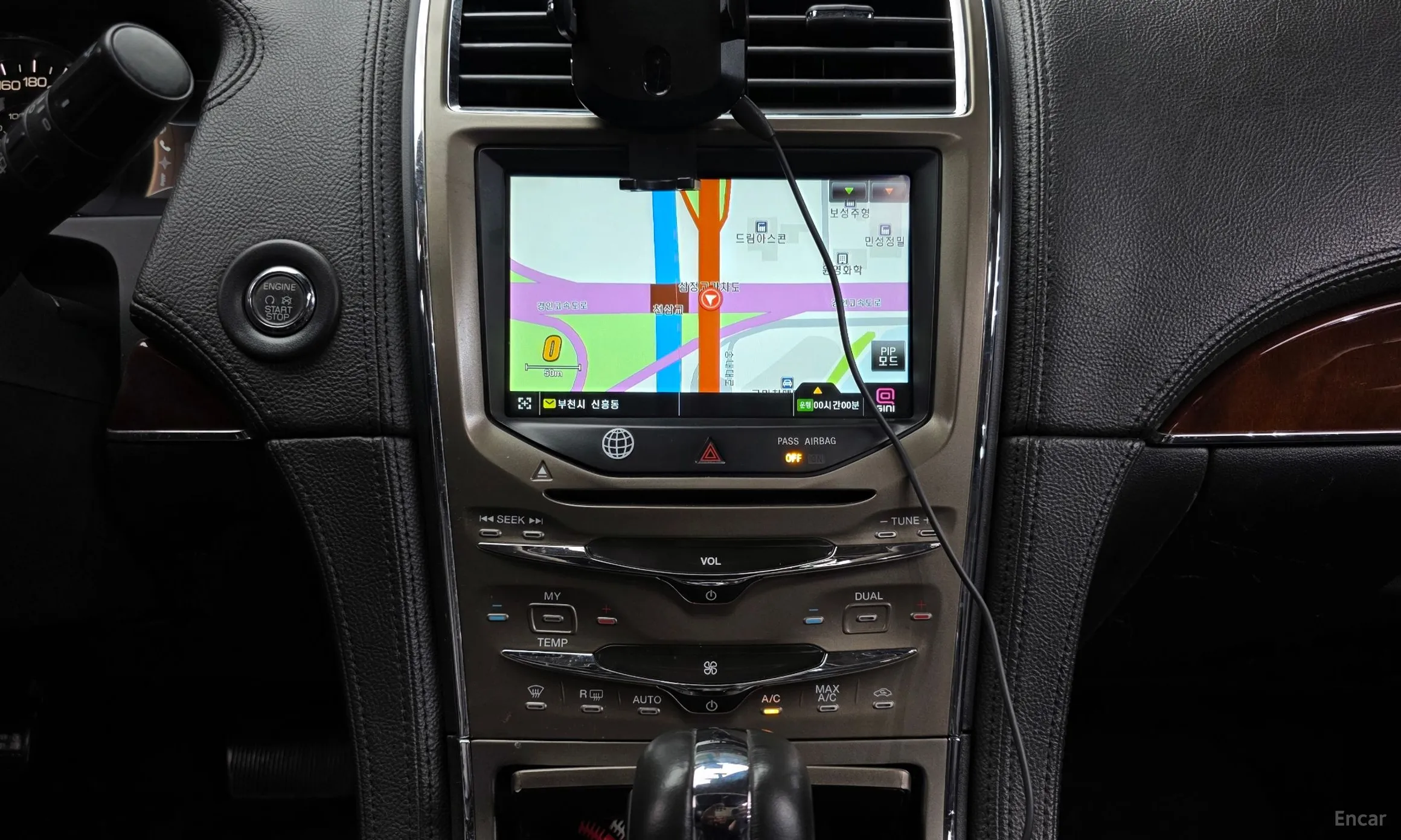 Lincoln New MKX превью 14