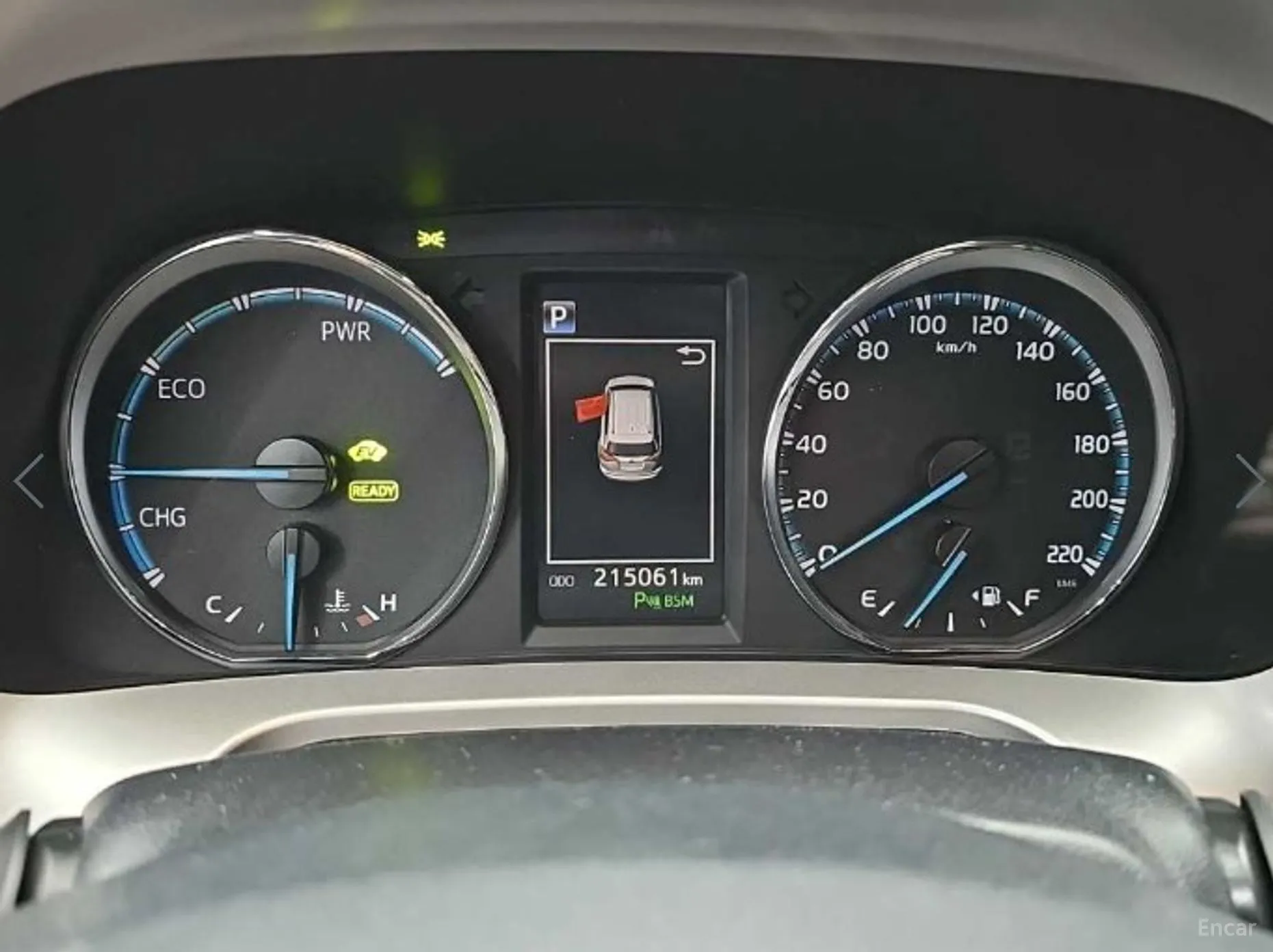 Toyota RAV4 превью 7
