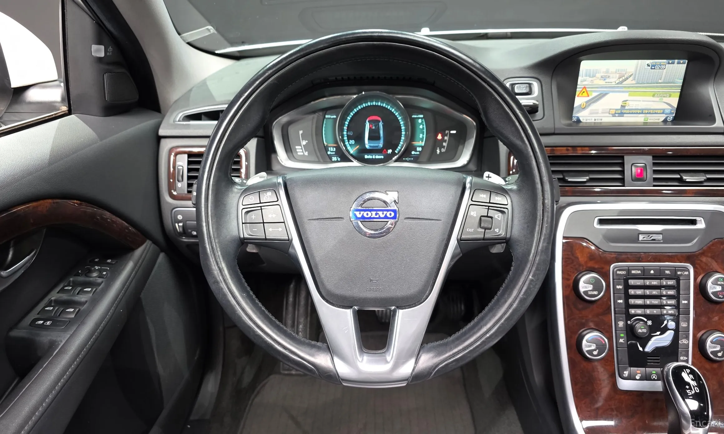 Volvo S80 превью 12