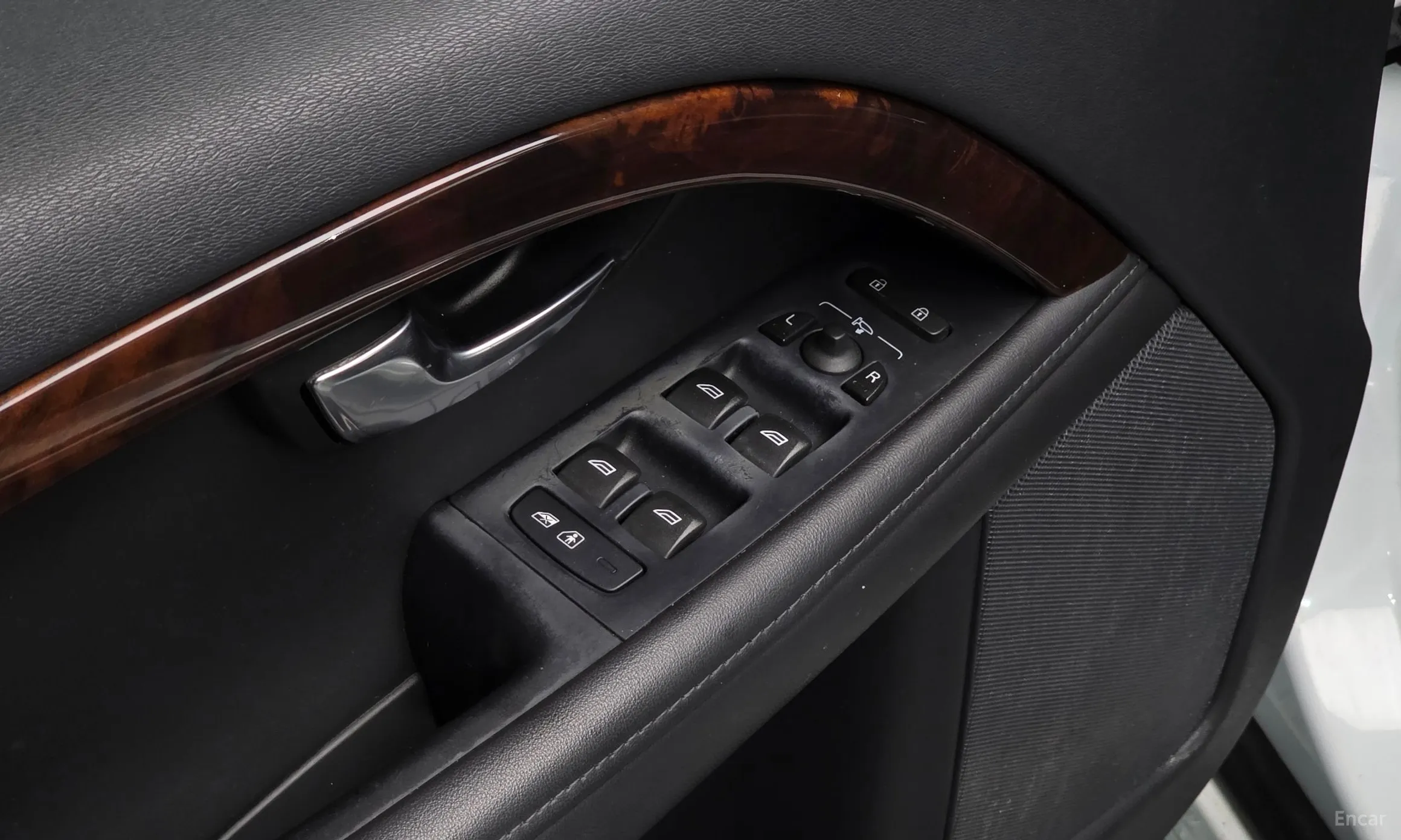 Volvo S80 превью 16