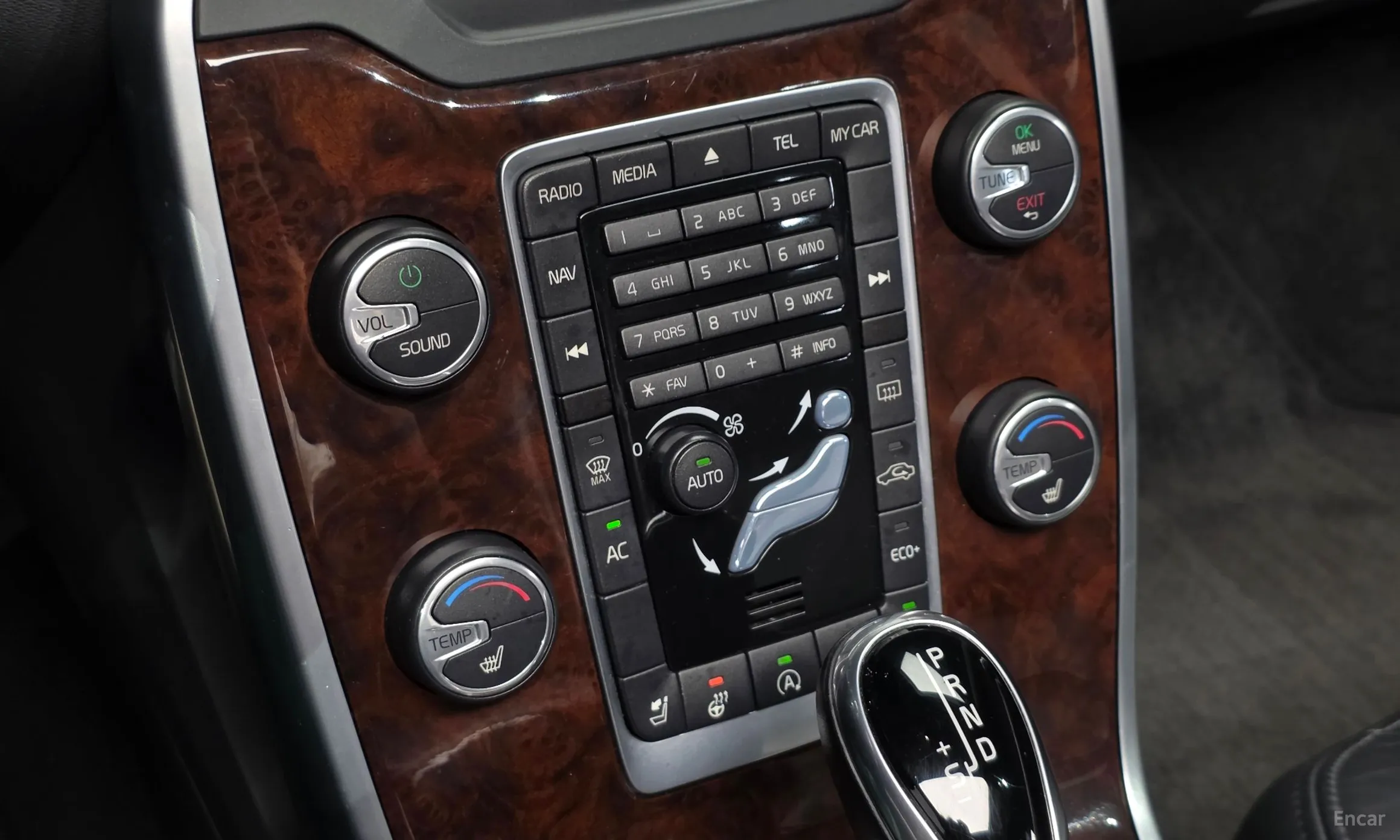 Volvo S80 превью 18