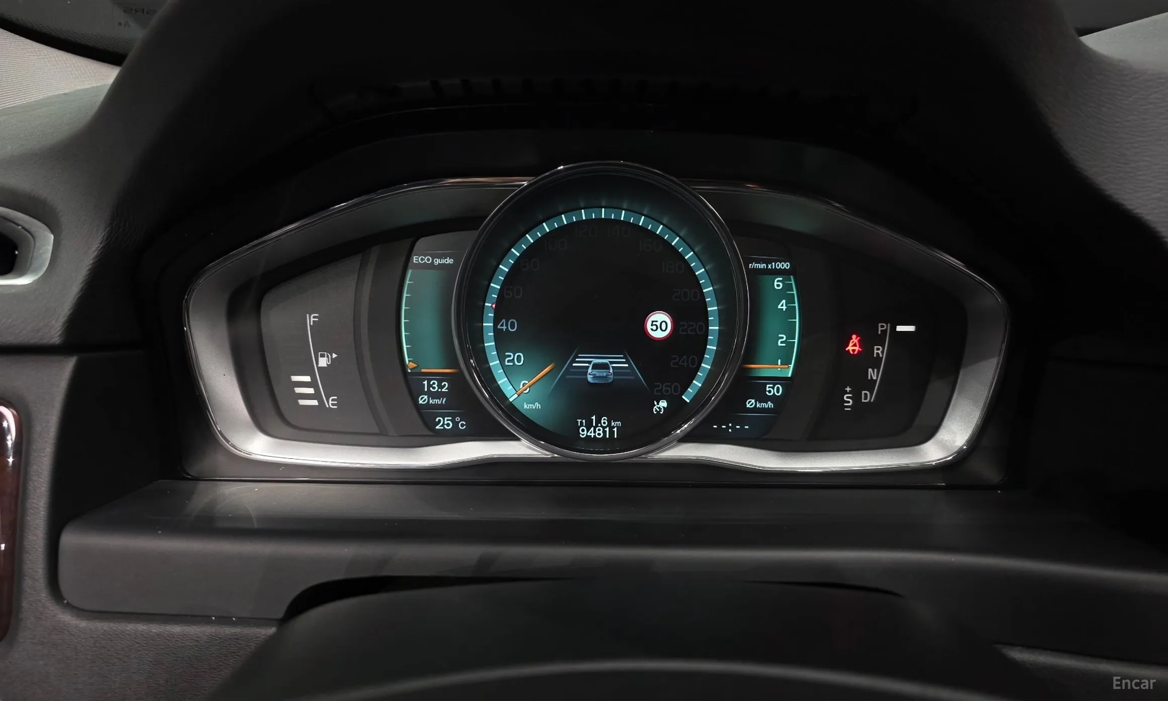 Volvo S80 превью 8