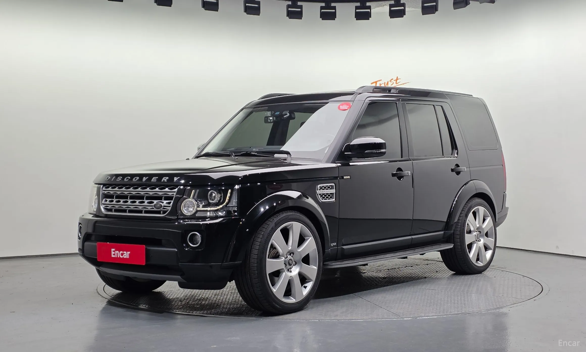 Land Rover Discovery 4