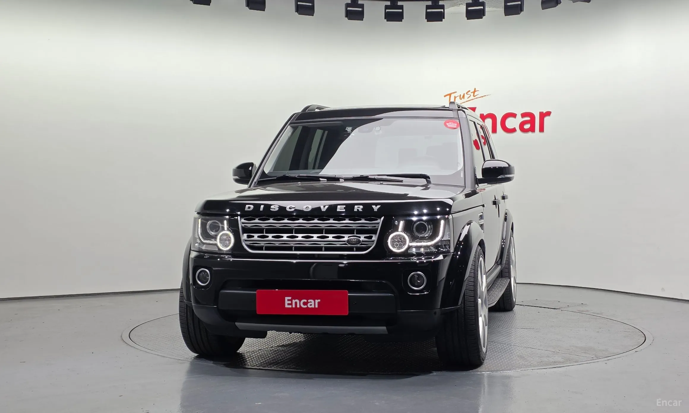 Land Rover Discovery 4 превью 3