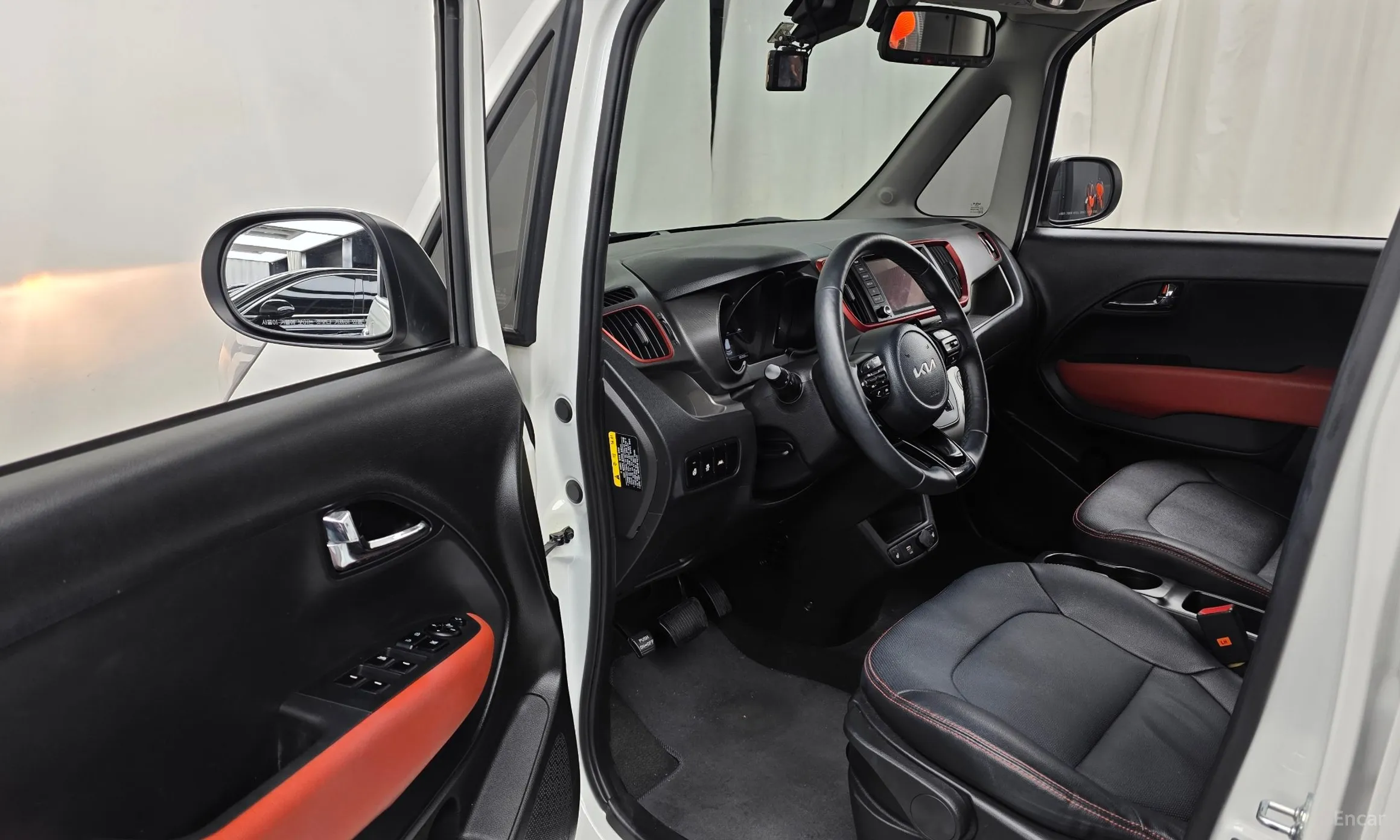 Kia Ray превью 10