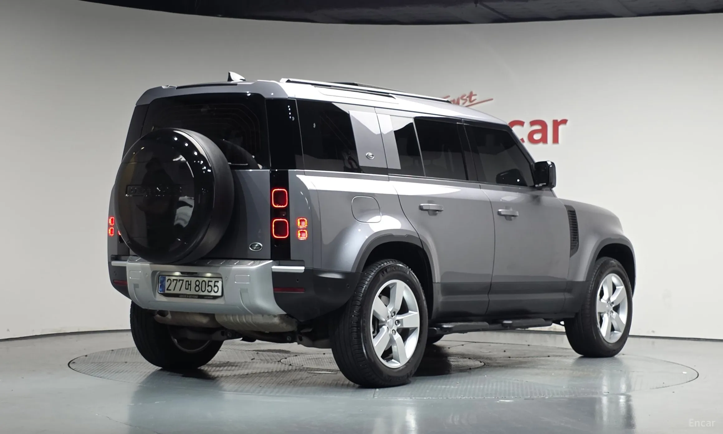 Land Rover Defender (L663)