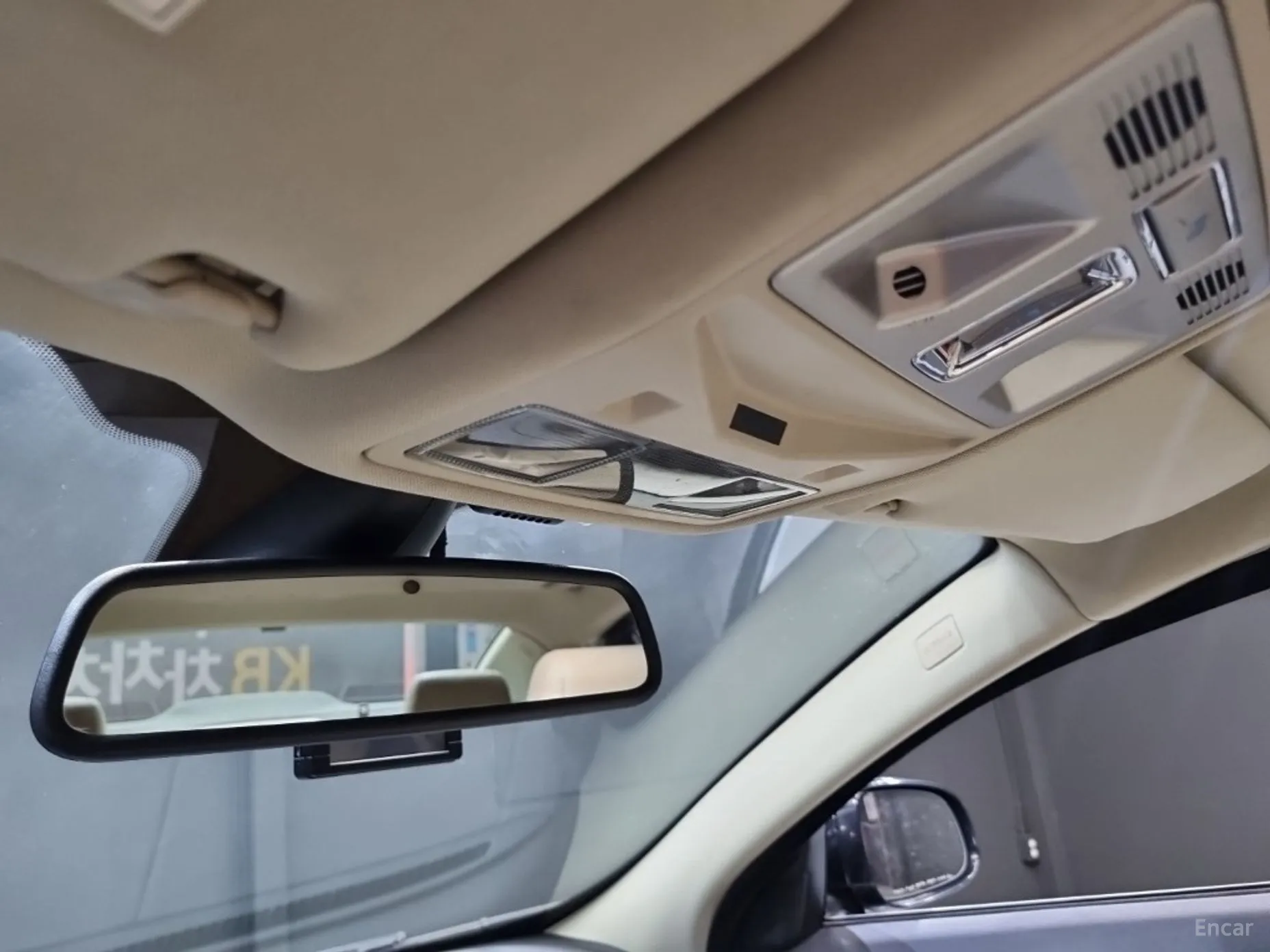 Jaguar New XF превью 14
