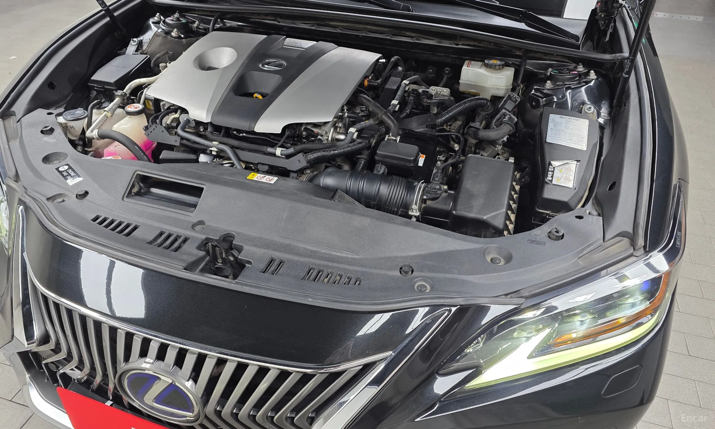 Lexus ES300h 7th Generation превью 6