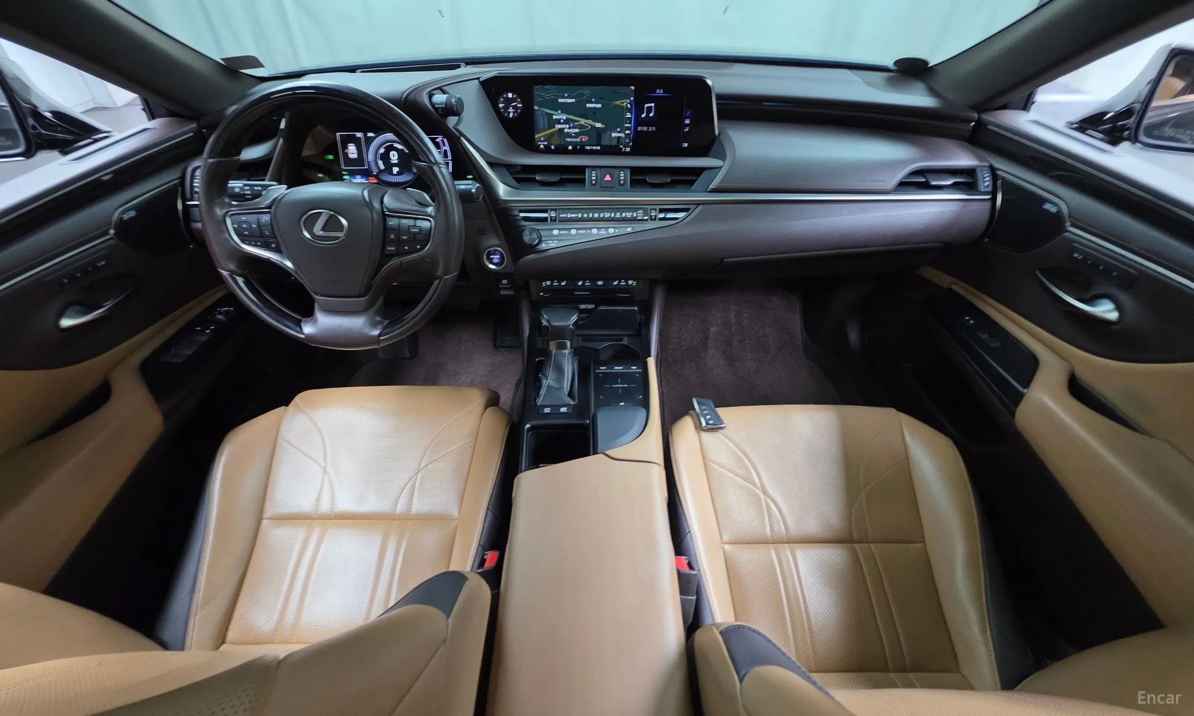 Lexus ES300h 7th Generation превью 7