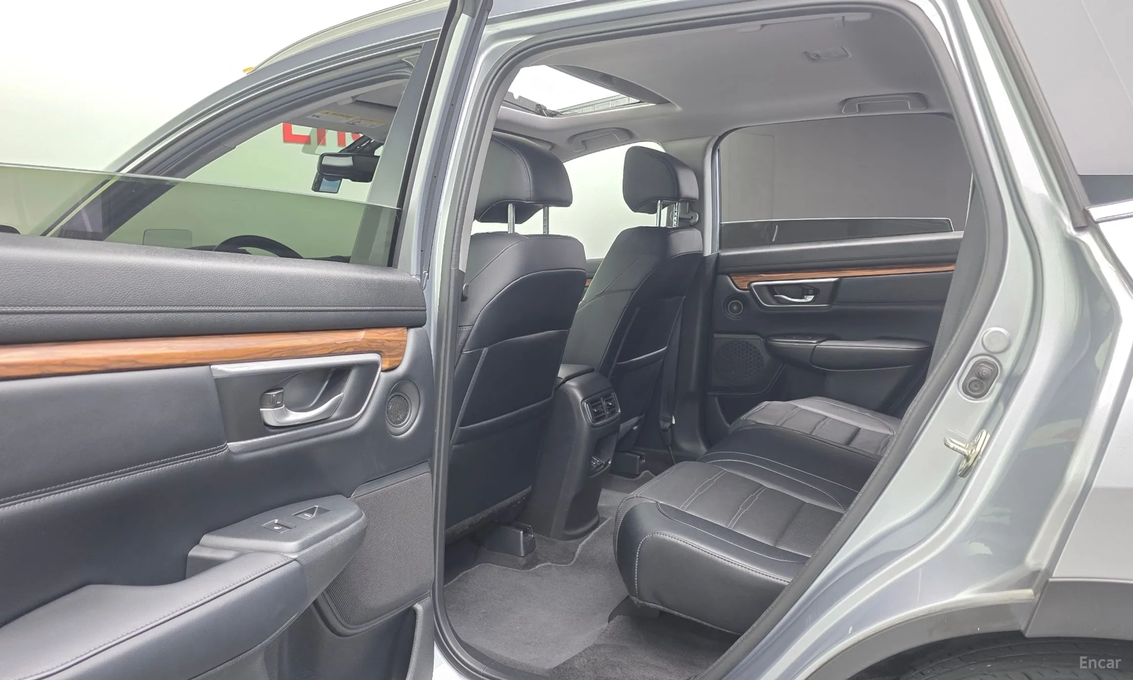 Honda CR-V 5th generation превью 17