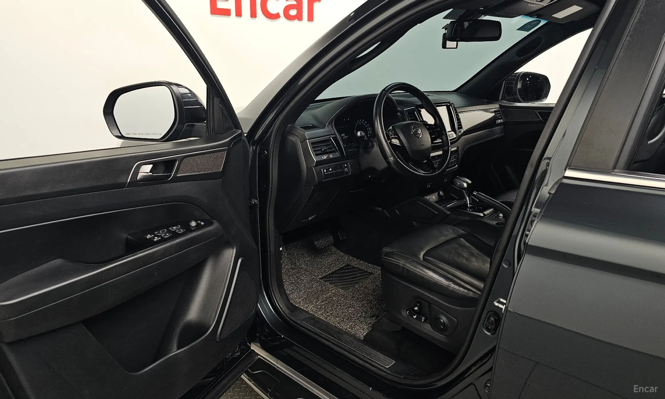 KG Mobility (SsangYong) Rexton Sports Khan превью 10