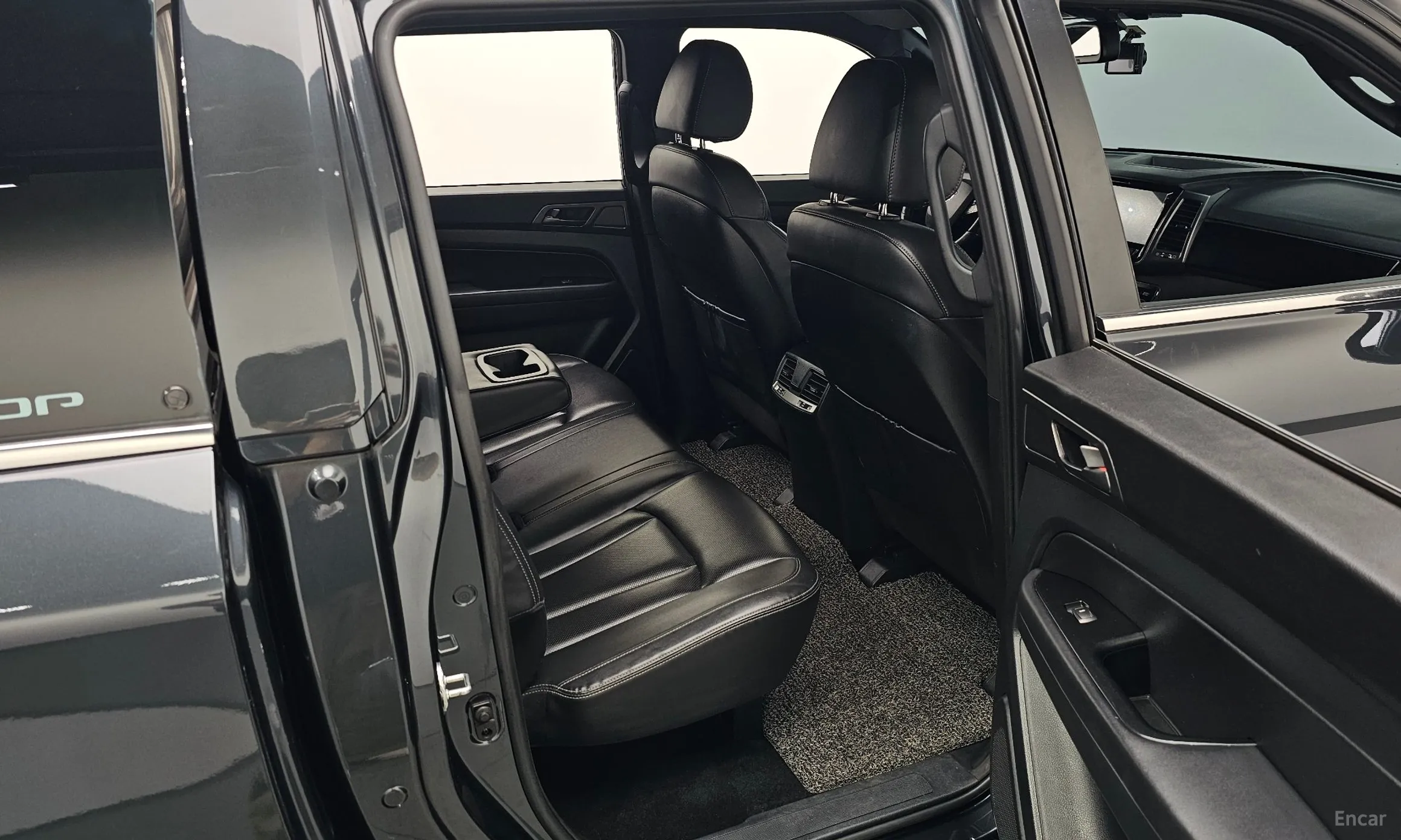 KG Mobility (SsangYong) Rexton Sports Khan превью 12