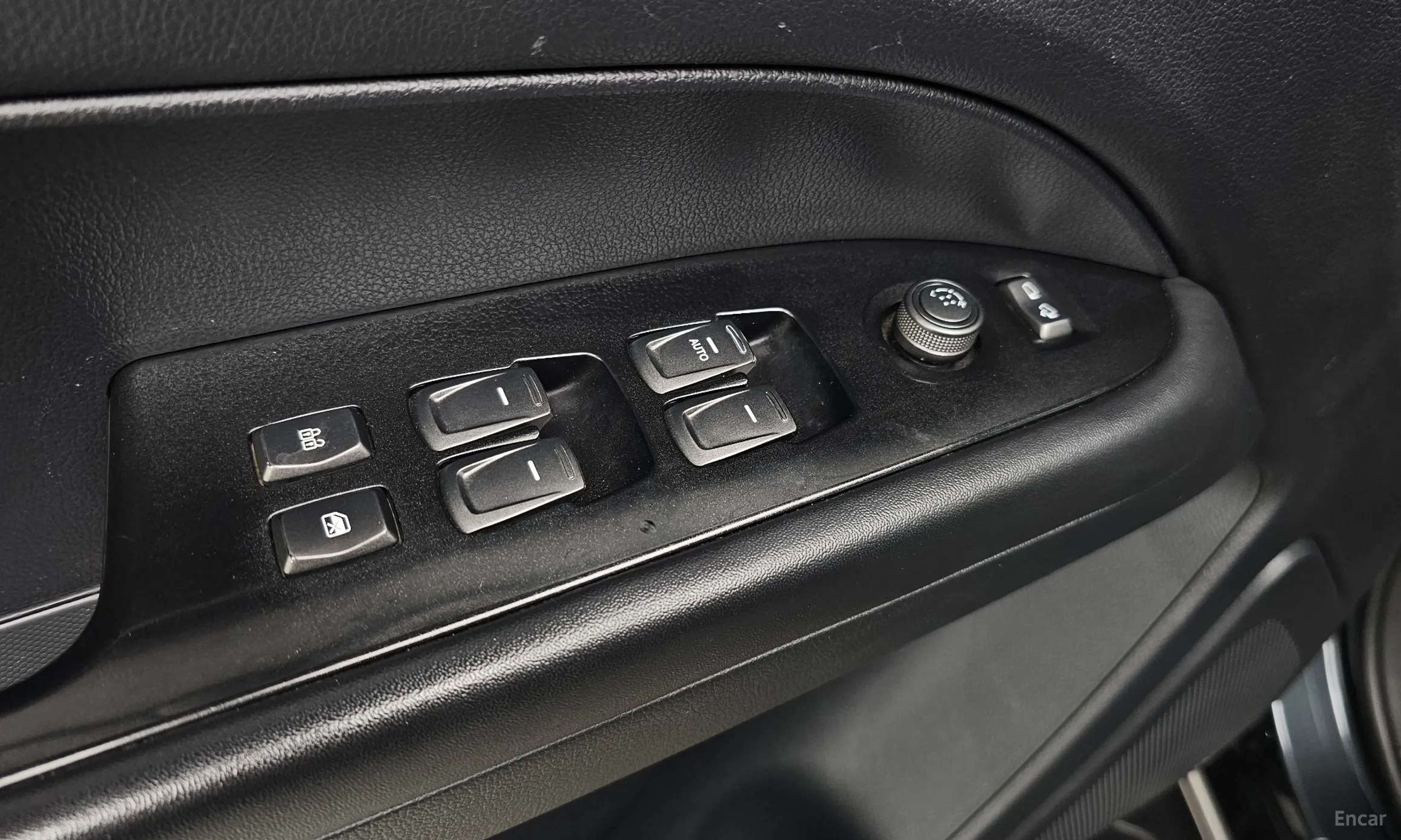 KG Mobility (SsangYong) Rexton Sports Khan превью 17
