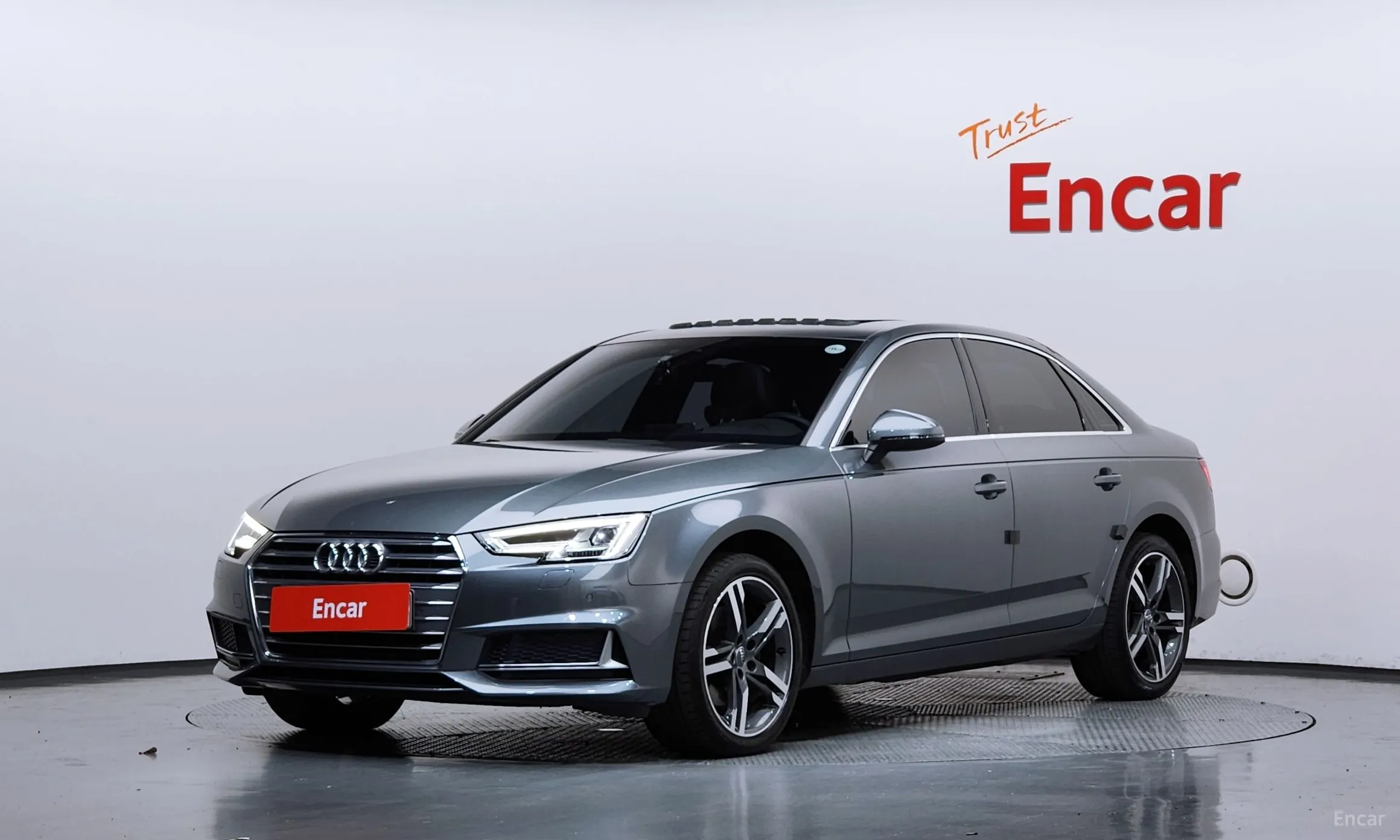 Audi A4 (B9)