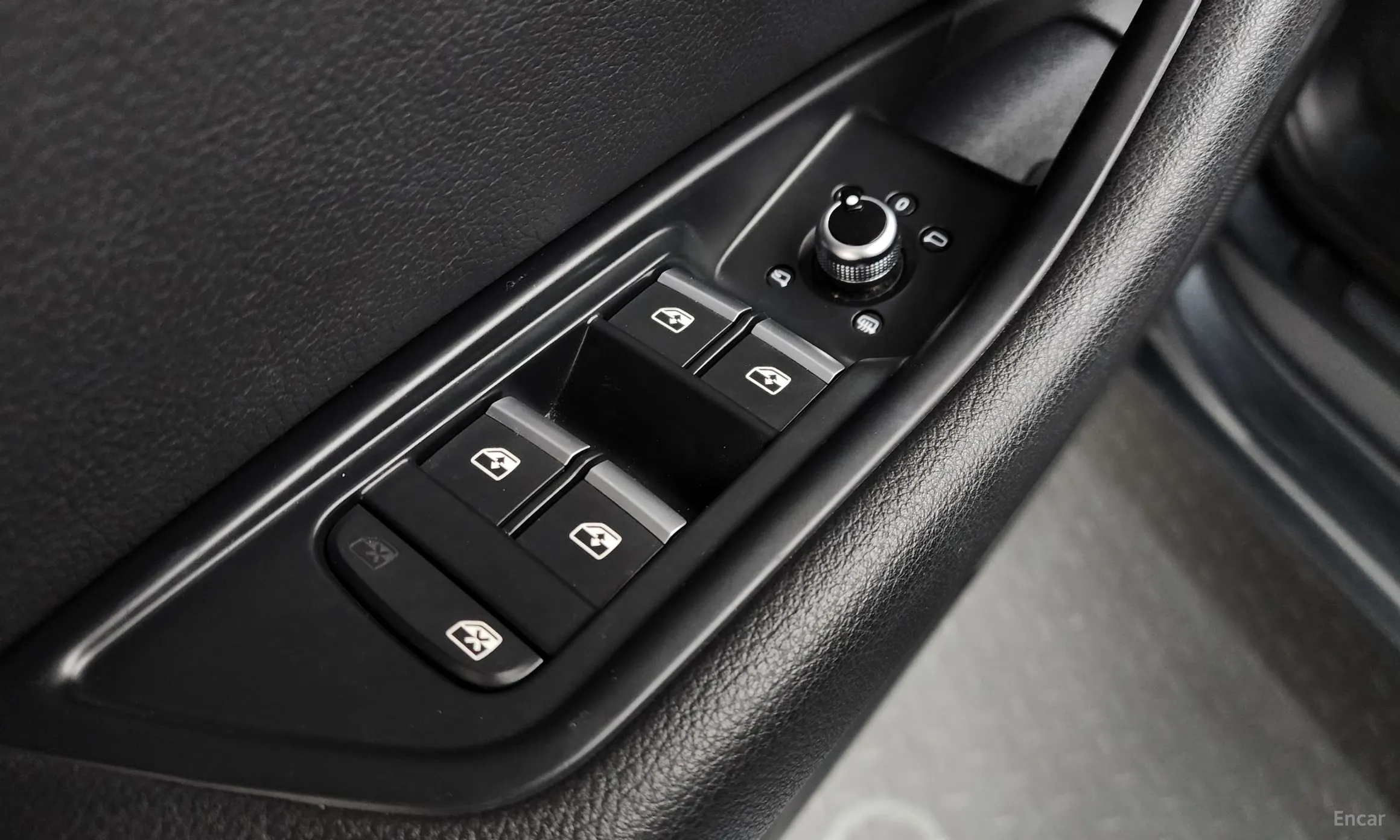 Audi A4 (B9) превью 17
