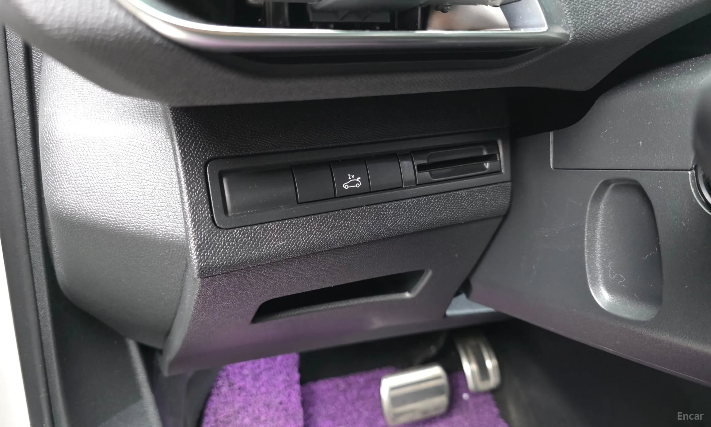 Peugeot 3008 2nd generation превью 16