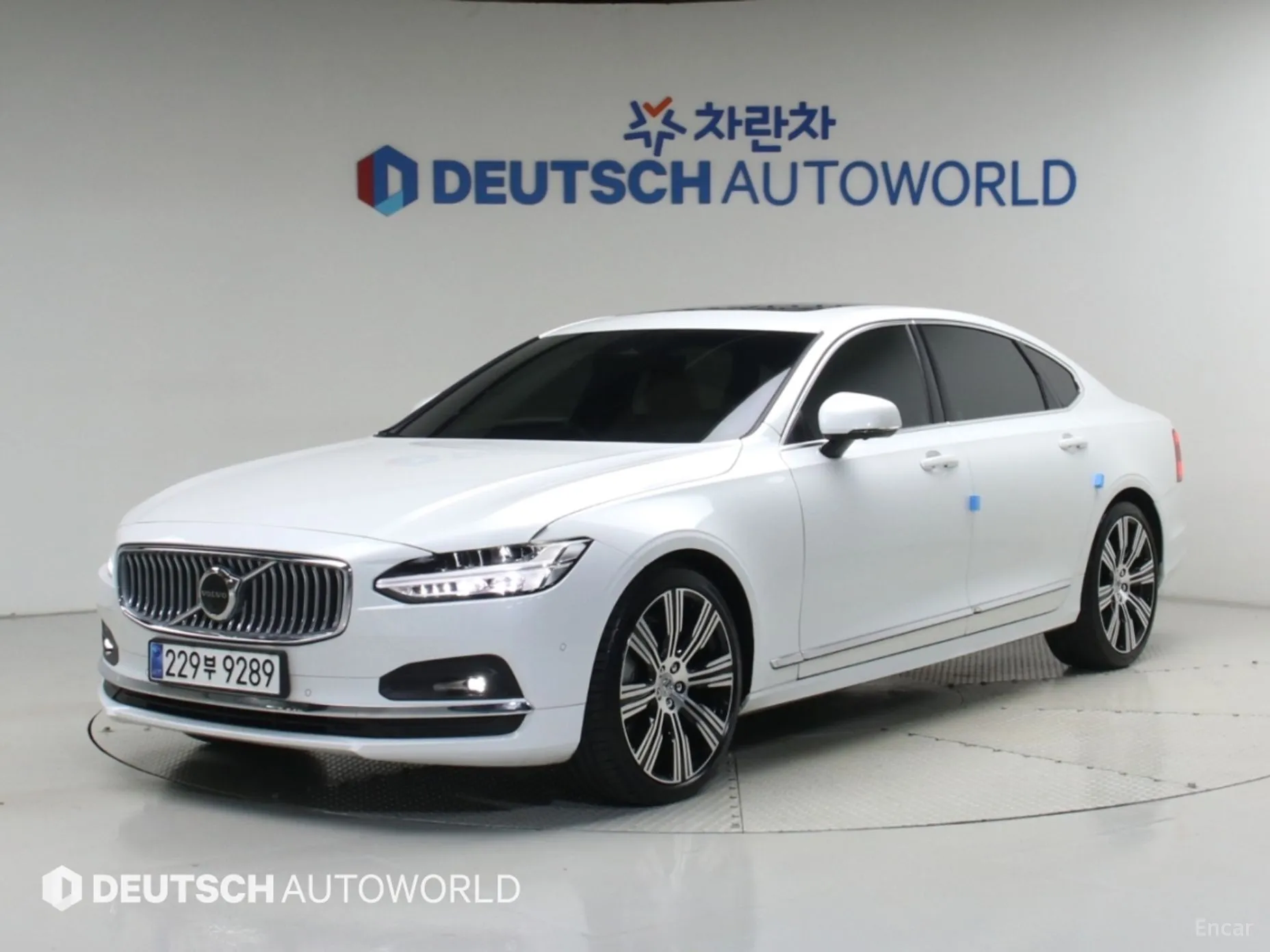 Volvo S90