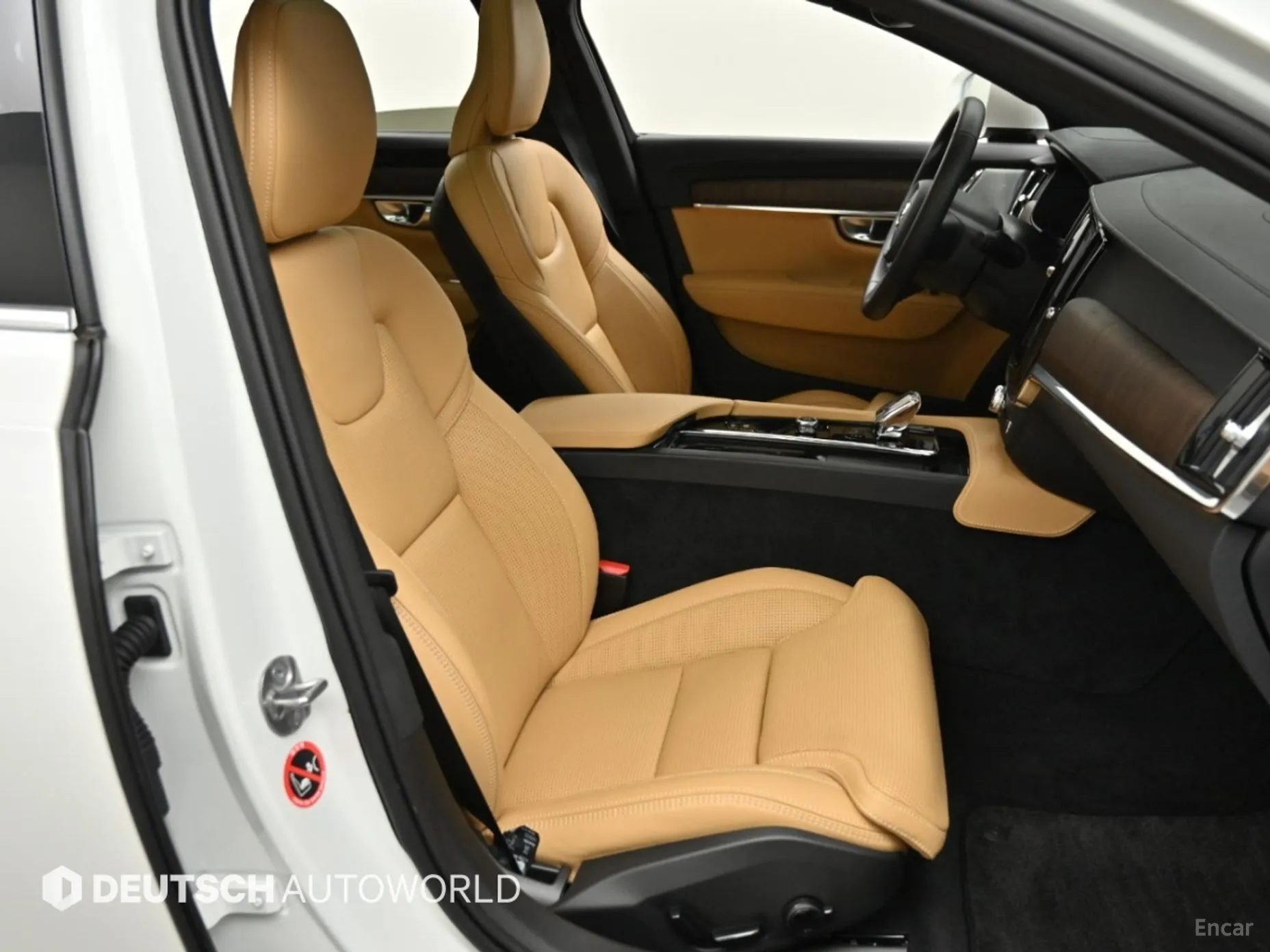 Volvo S90 превью 10