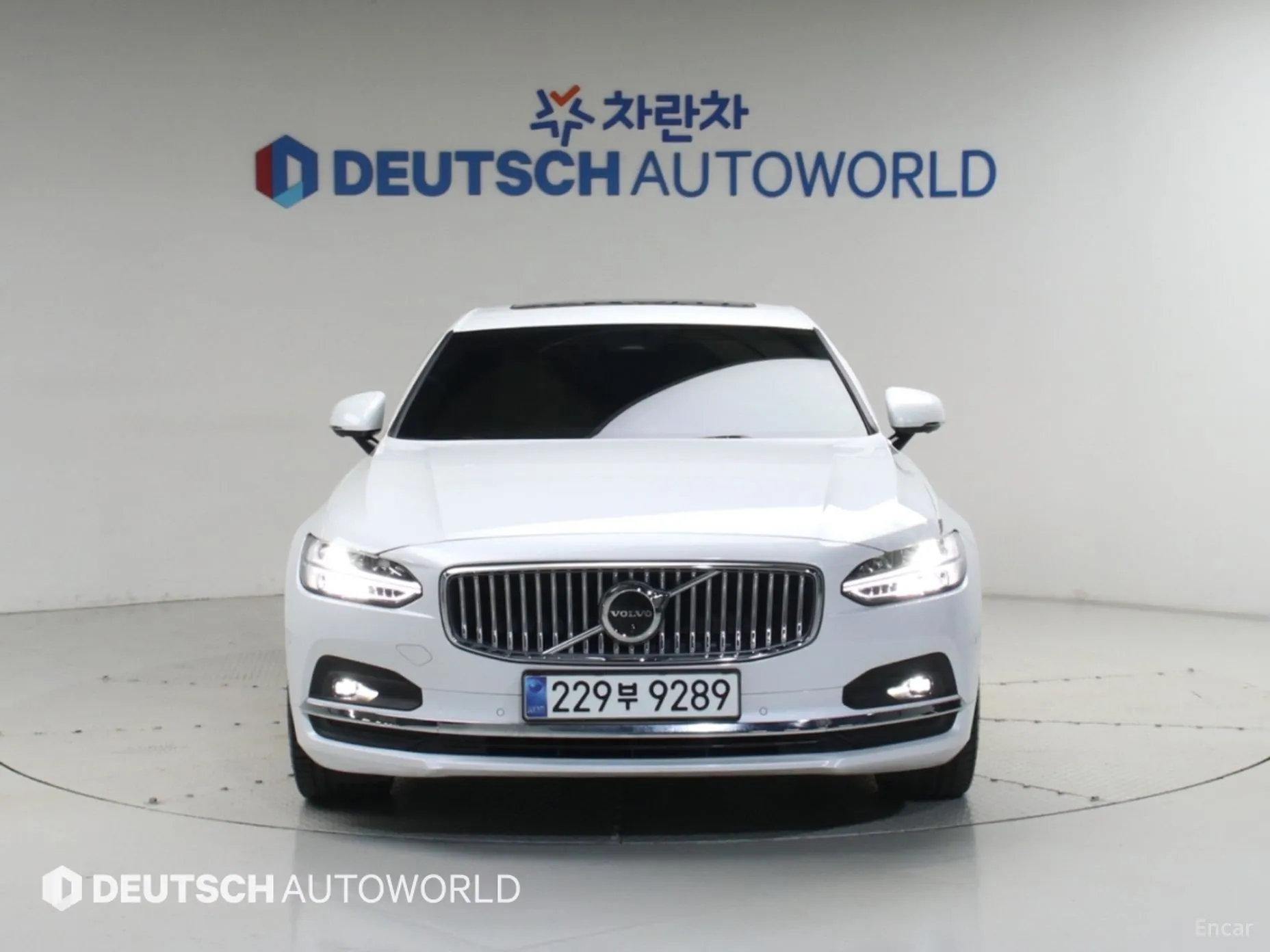 Volvo S90 превью 3