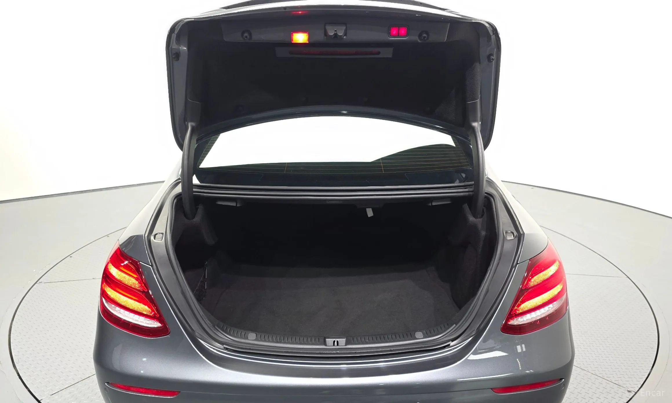 Mercedes Benz E-Class W213 превью 20