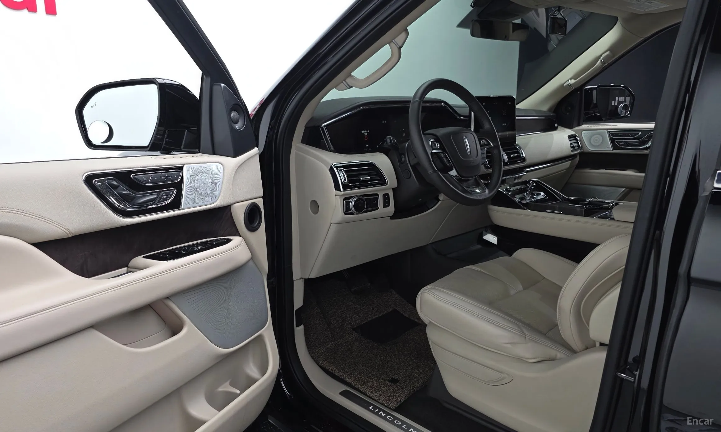 Lincoln Navigator 4th generation превью 10